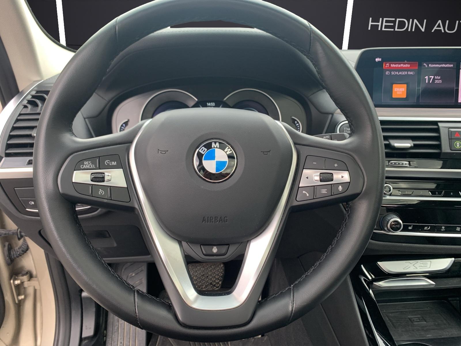 BMW X3 30e xDrive-image-14