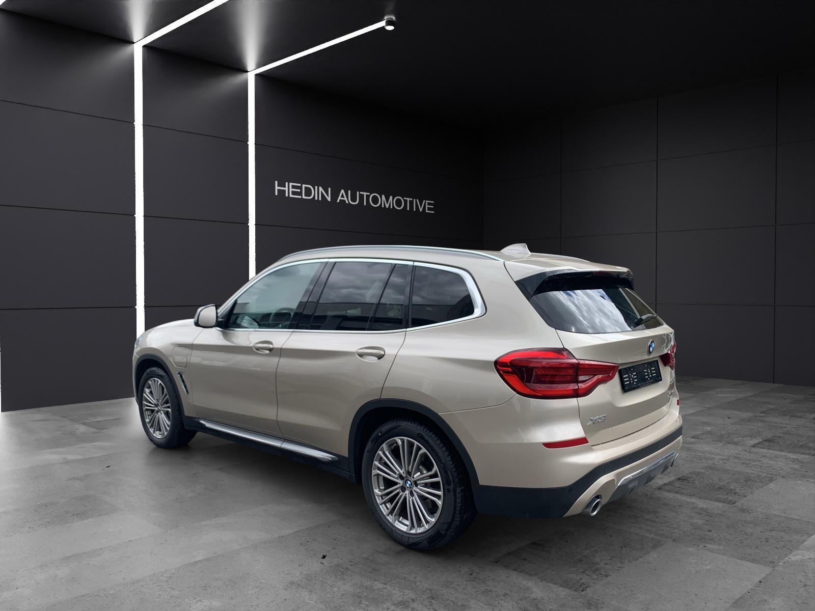 BMW X3 30e xDrive-image-2