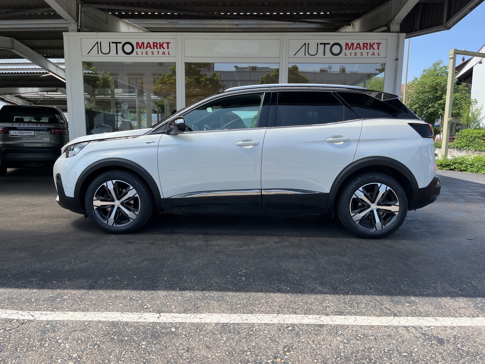 PEUGEOT 3008 2.0 BlueHDi GT EAT-image-1
