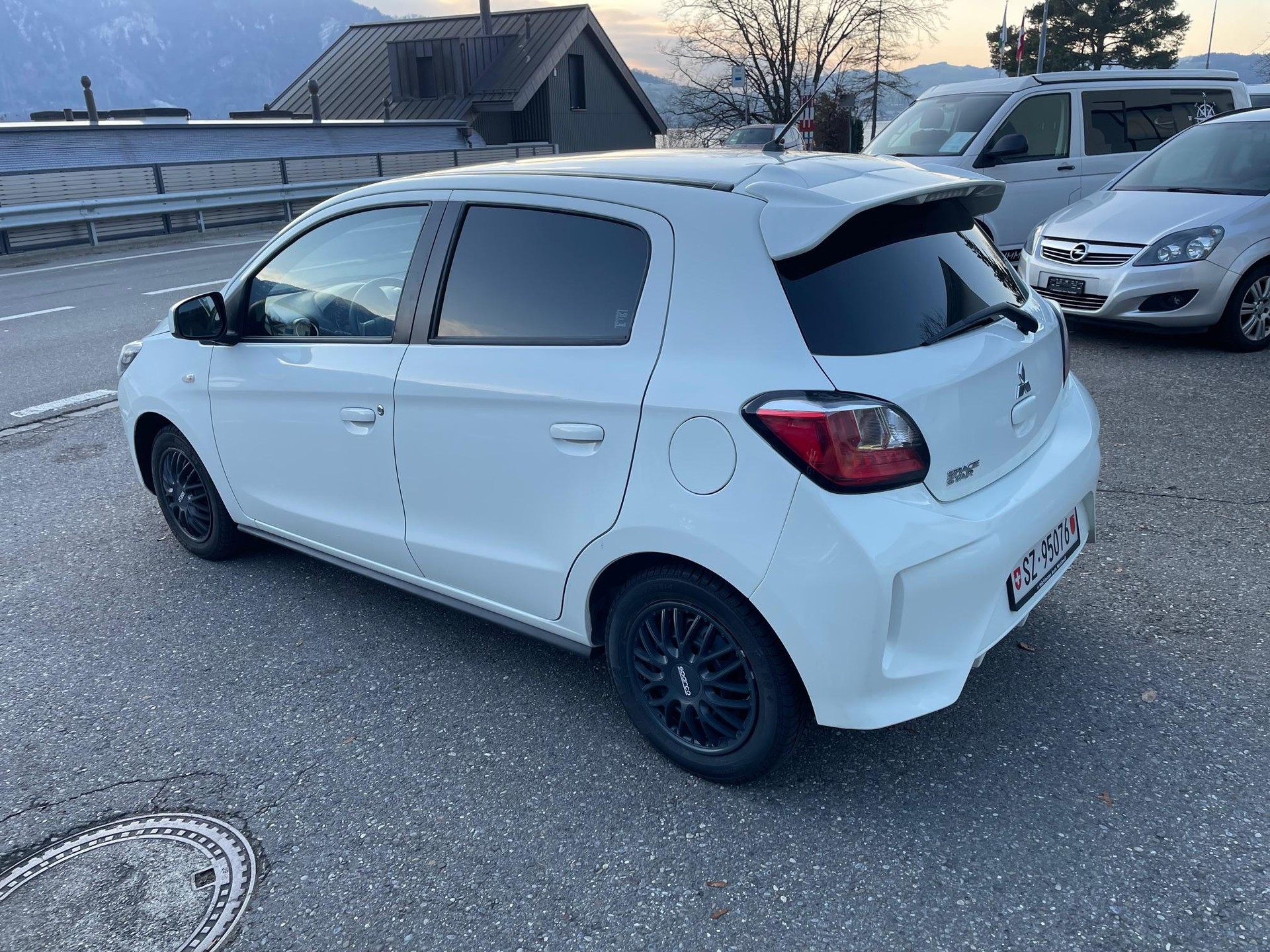 MITSUBISHI Space Star 1.2 MIVEC Pure-image-1
