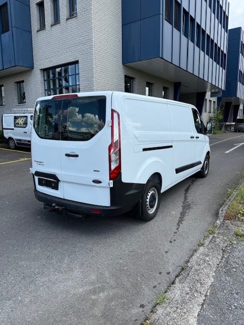 FORD Transit Custom Van 300 L2H1 Ambiente-image-2