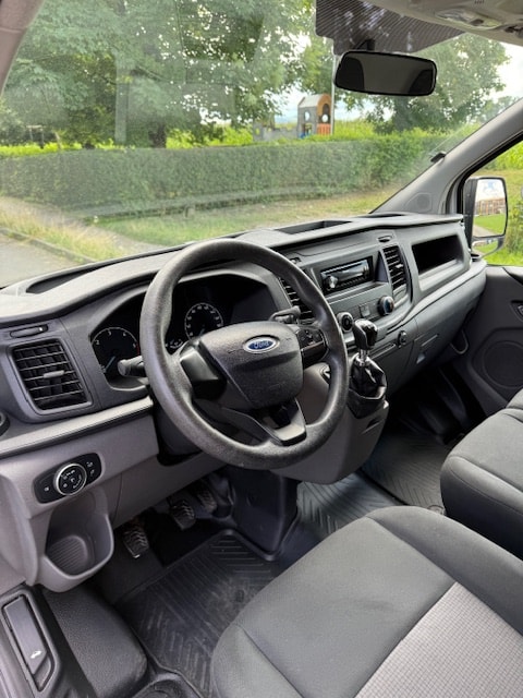 FORD Transit Custom Van 300 L2H1 Ambiente-image-4