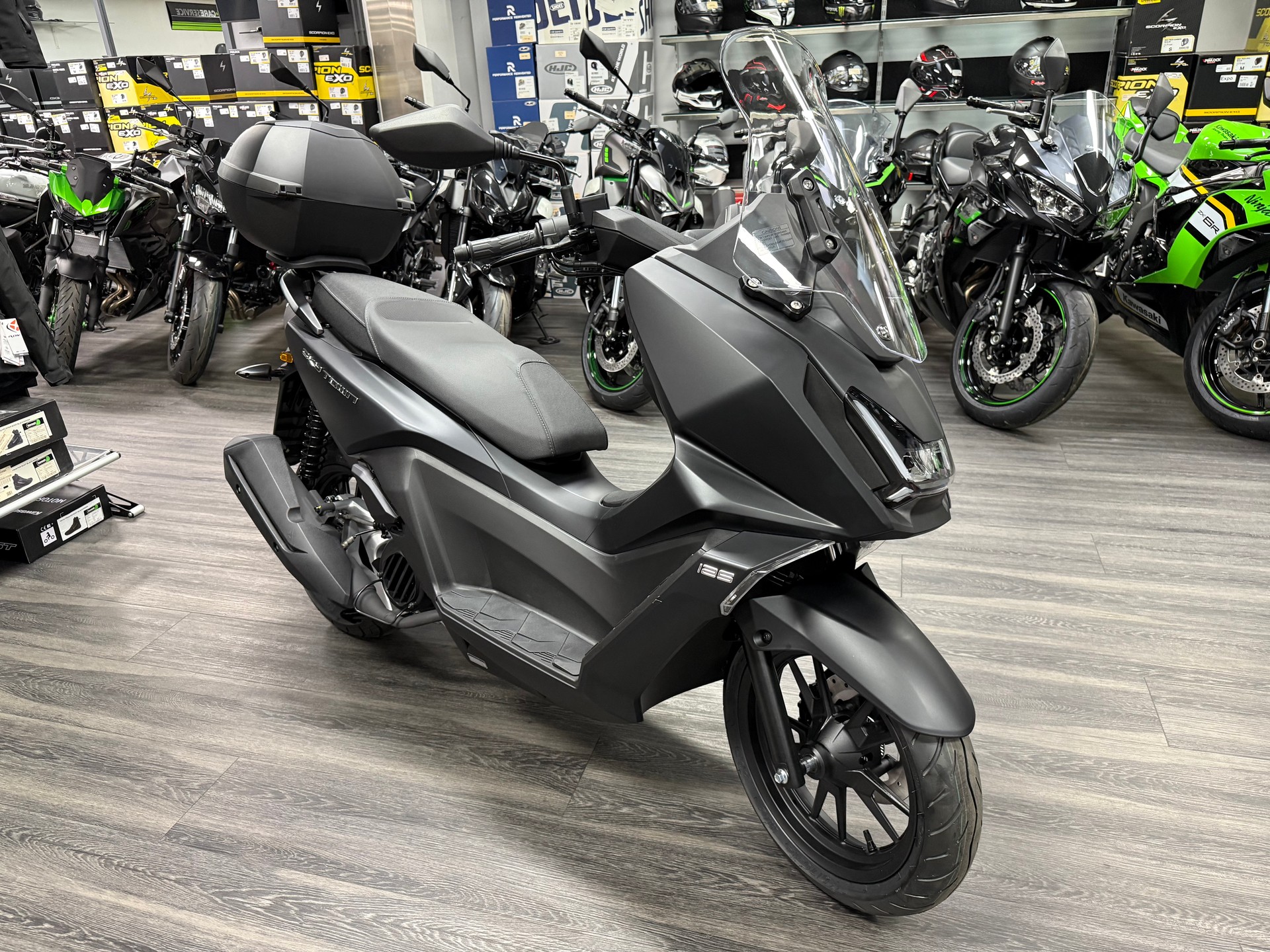 KYMCO Sky Town 125-image-8