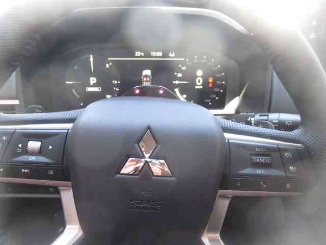 MITSUBISHI Outlander 2.4 PHEV Intense 4x4-image-7