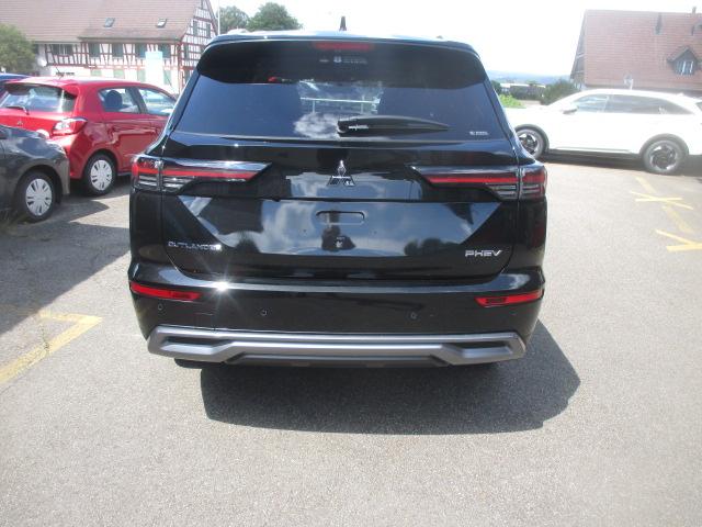 MITSUBISHI Outlander 2.4 PHEV Intense 4x4-image-4