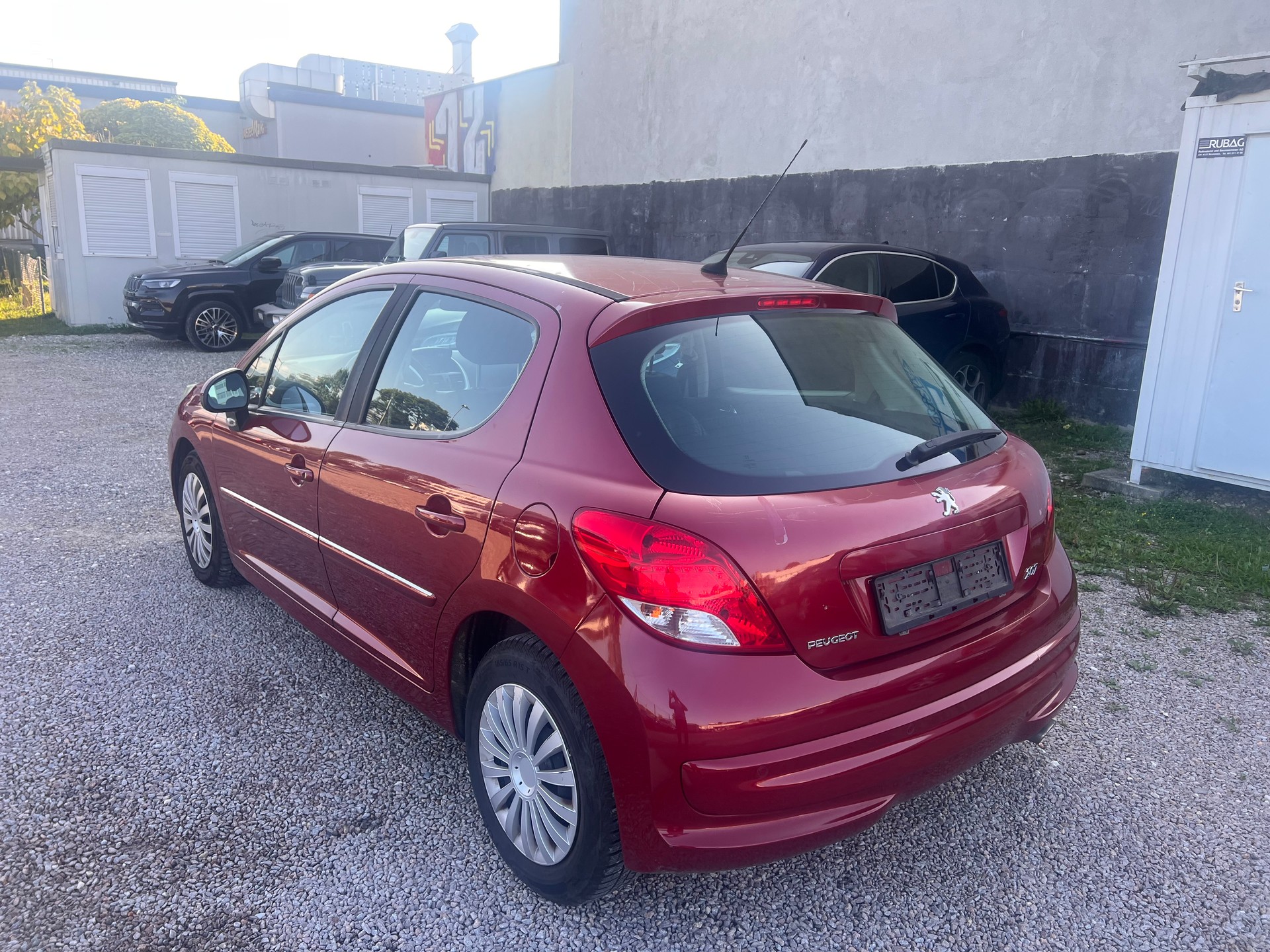PEUGEOT 207 1.6 16V Sport Automatic-image-4