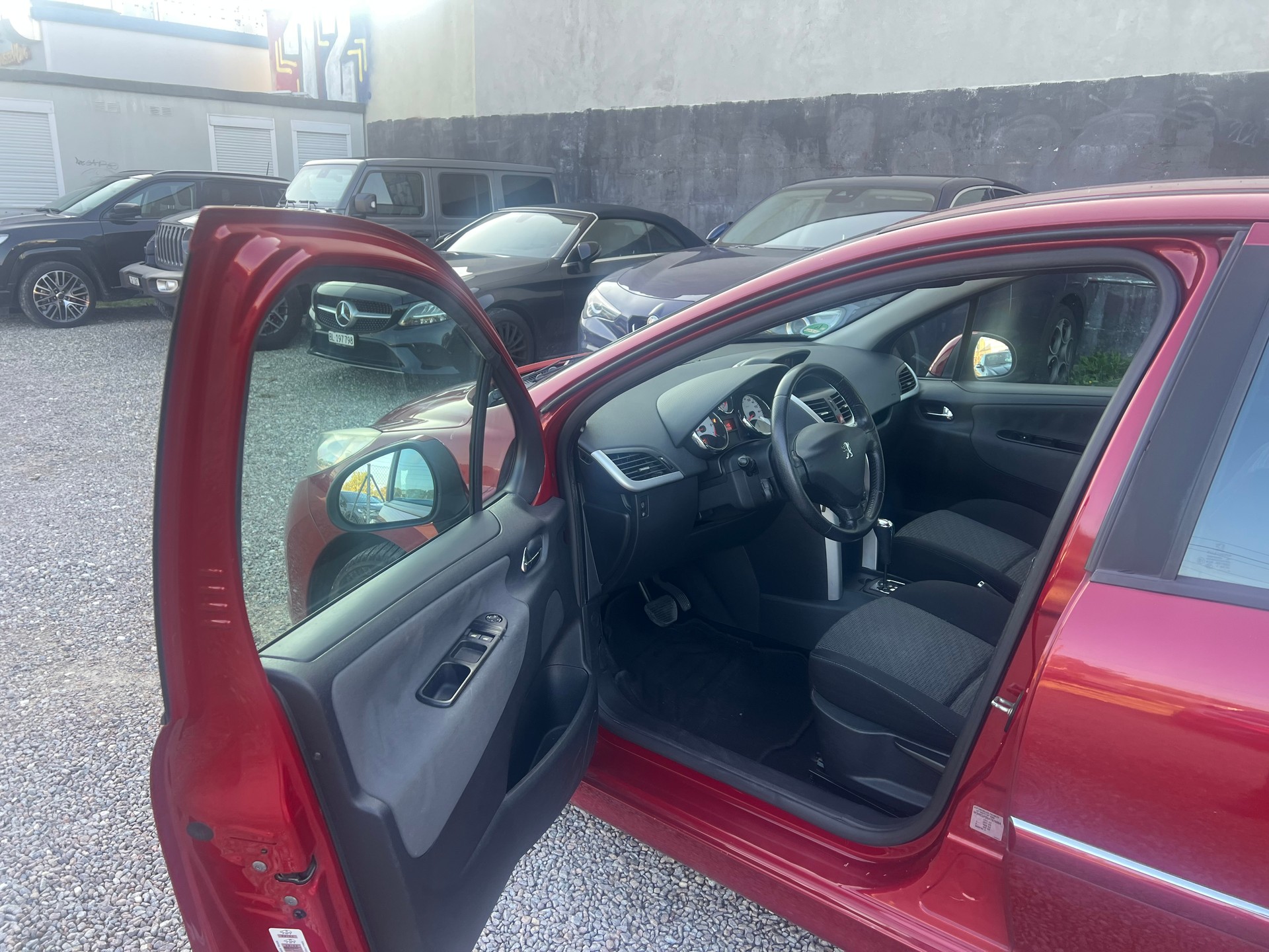 PEUGEOT 207 1.6 16V Sport Automatic-image-11