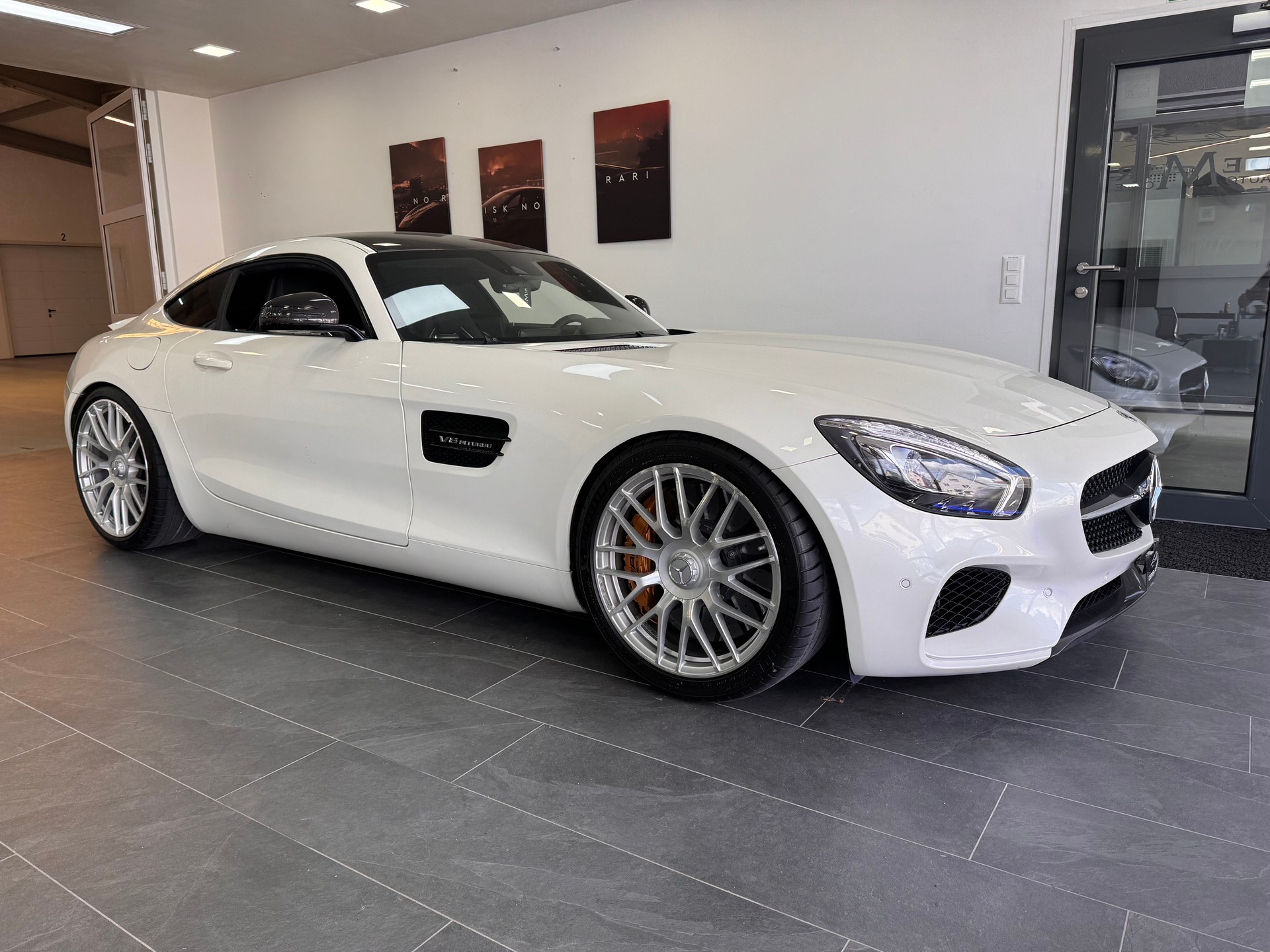 MERCEDES-BENZ AMG GT S Speedshift DCT *Keramik Bremsanlage / Performance Sitze / Carbon Paket / Panorama / Burmester*-image-2