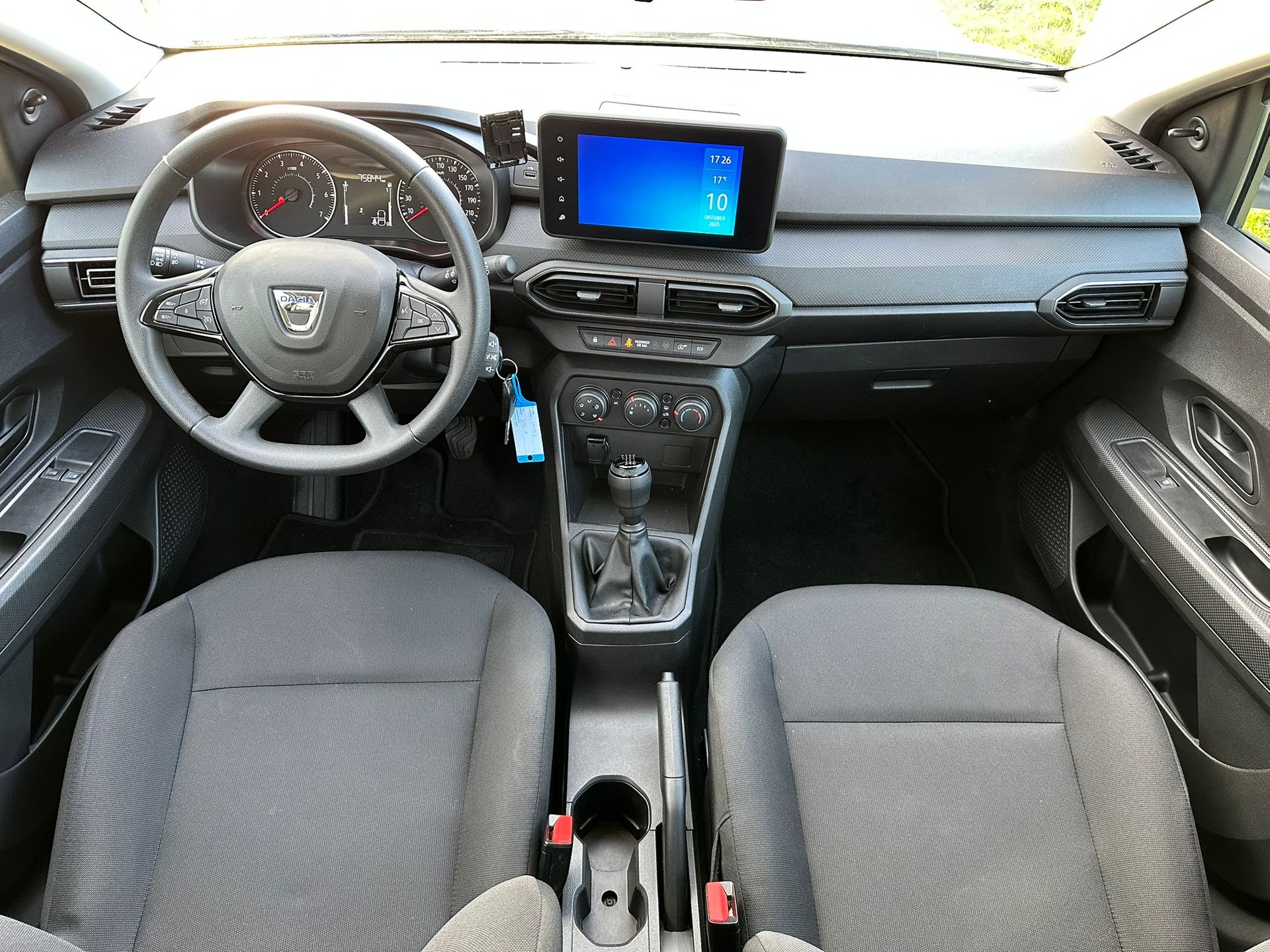 DACIA Sandero TCe 90 Essential-image-9