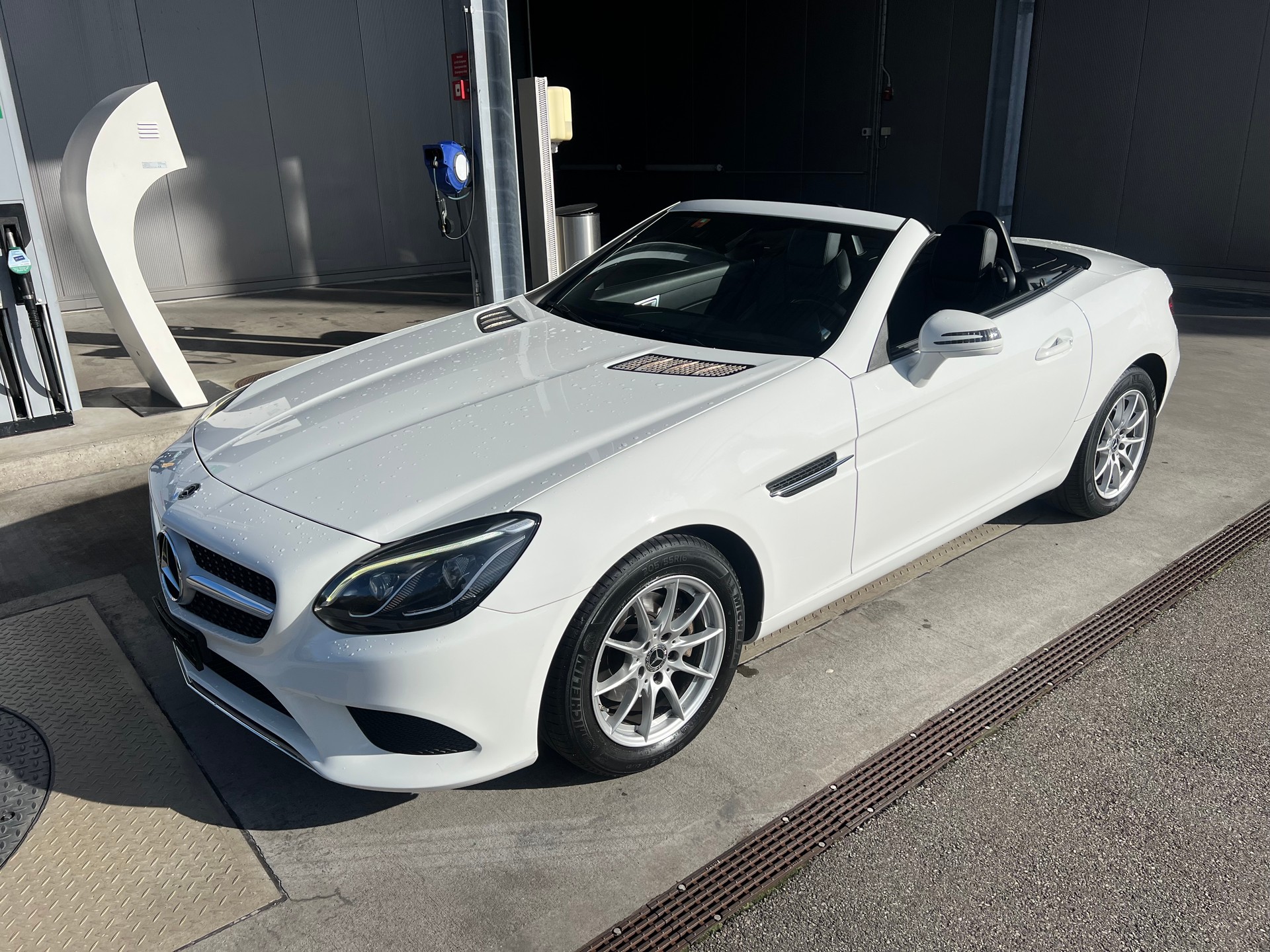MERCEDES-BENZ SLC 180 9G-Tronic-image-5