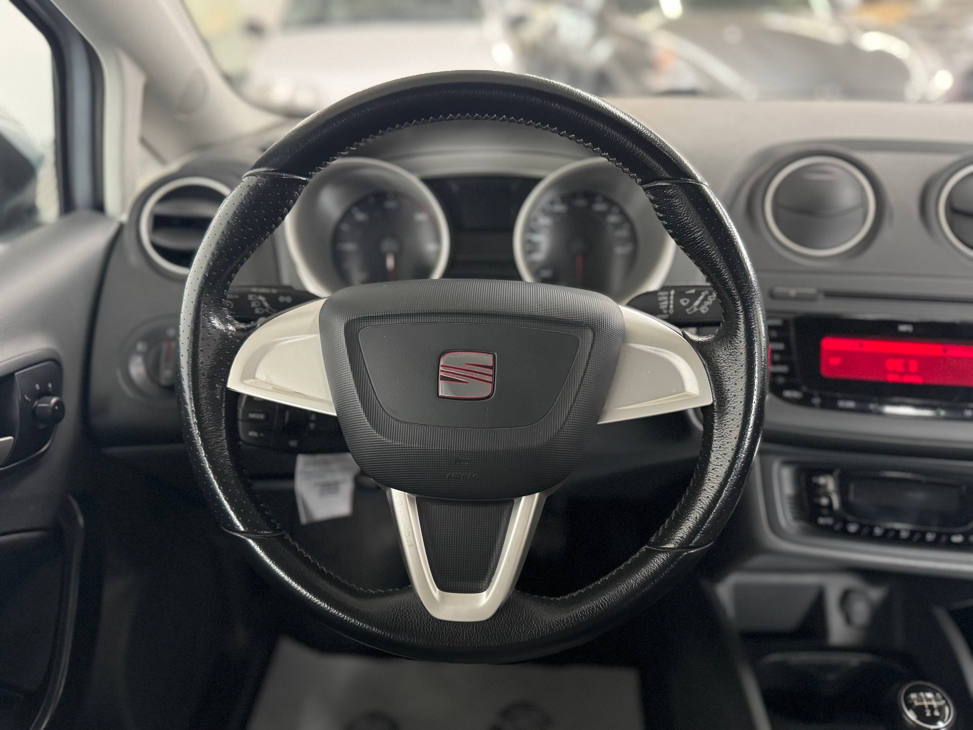 SEAT Ibiza 1.9 TDI Style-image-16