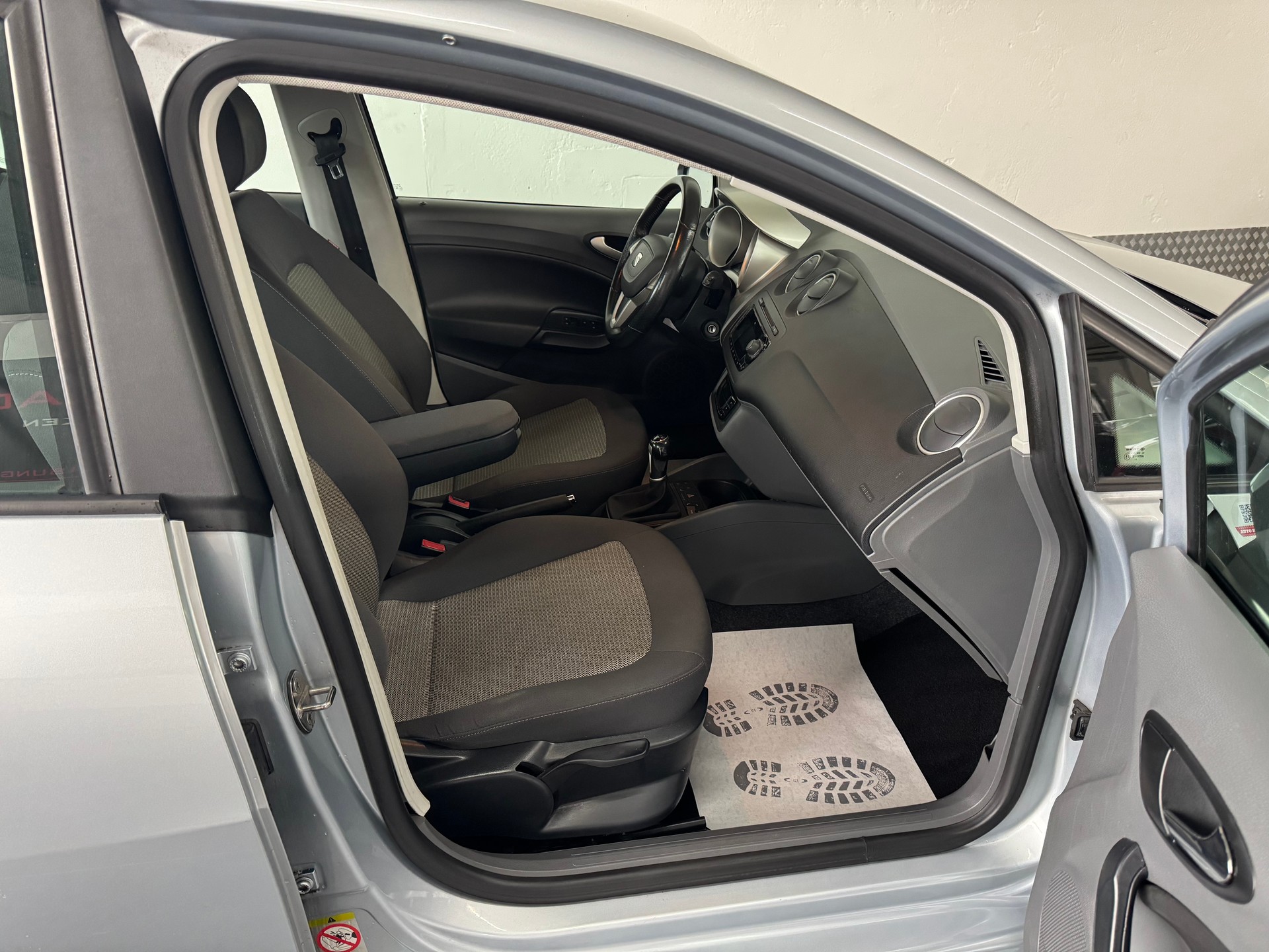 SEAT Ibiza 1.9 TDI Style-image-17