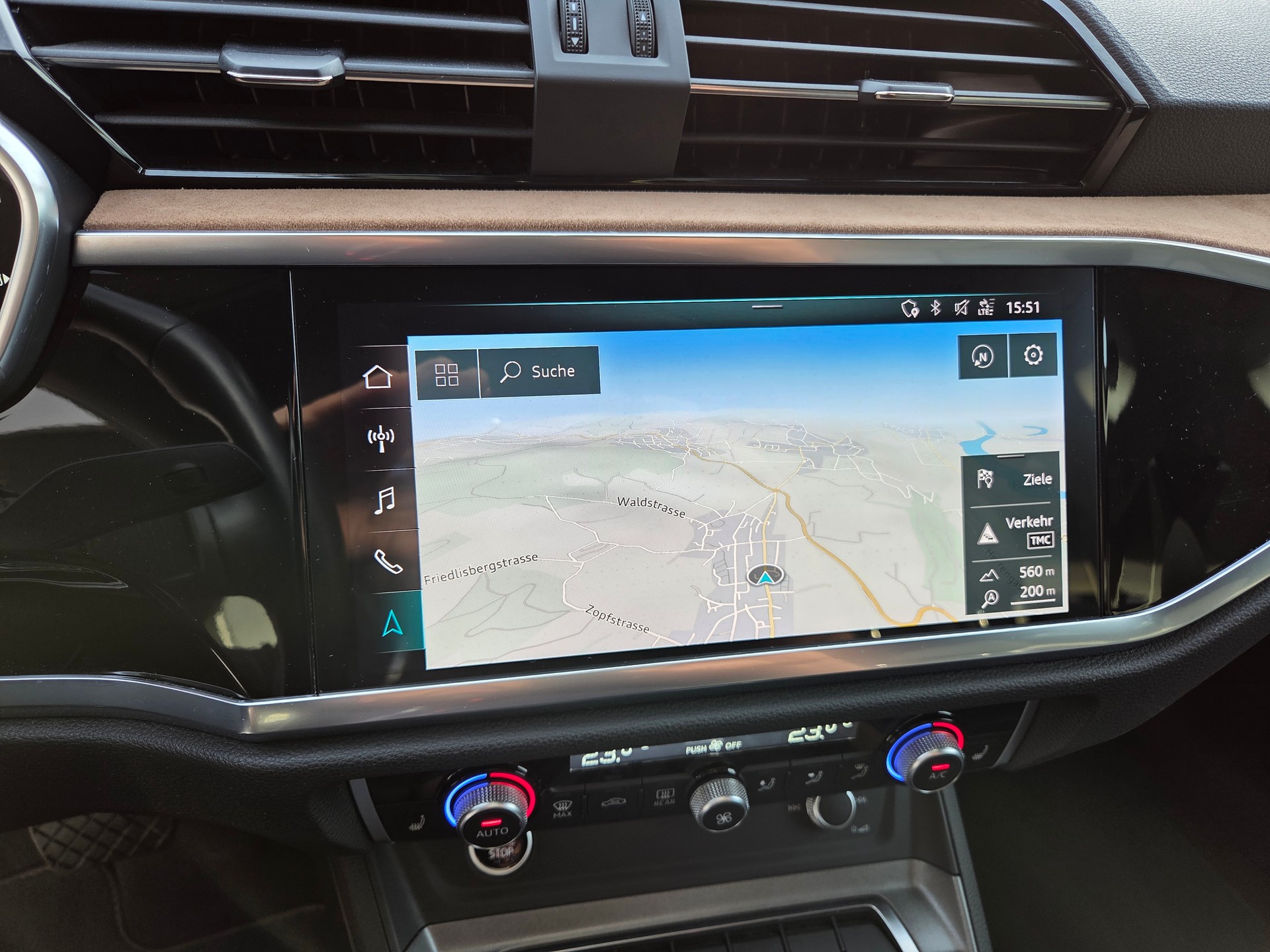 AUDI Q3 35 TFSI S line S-tronic-image-17