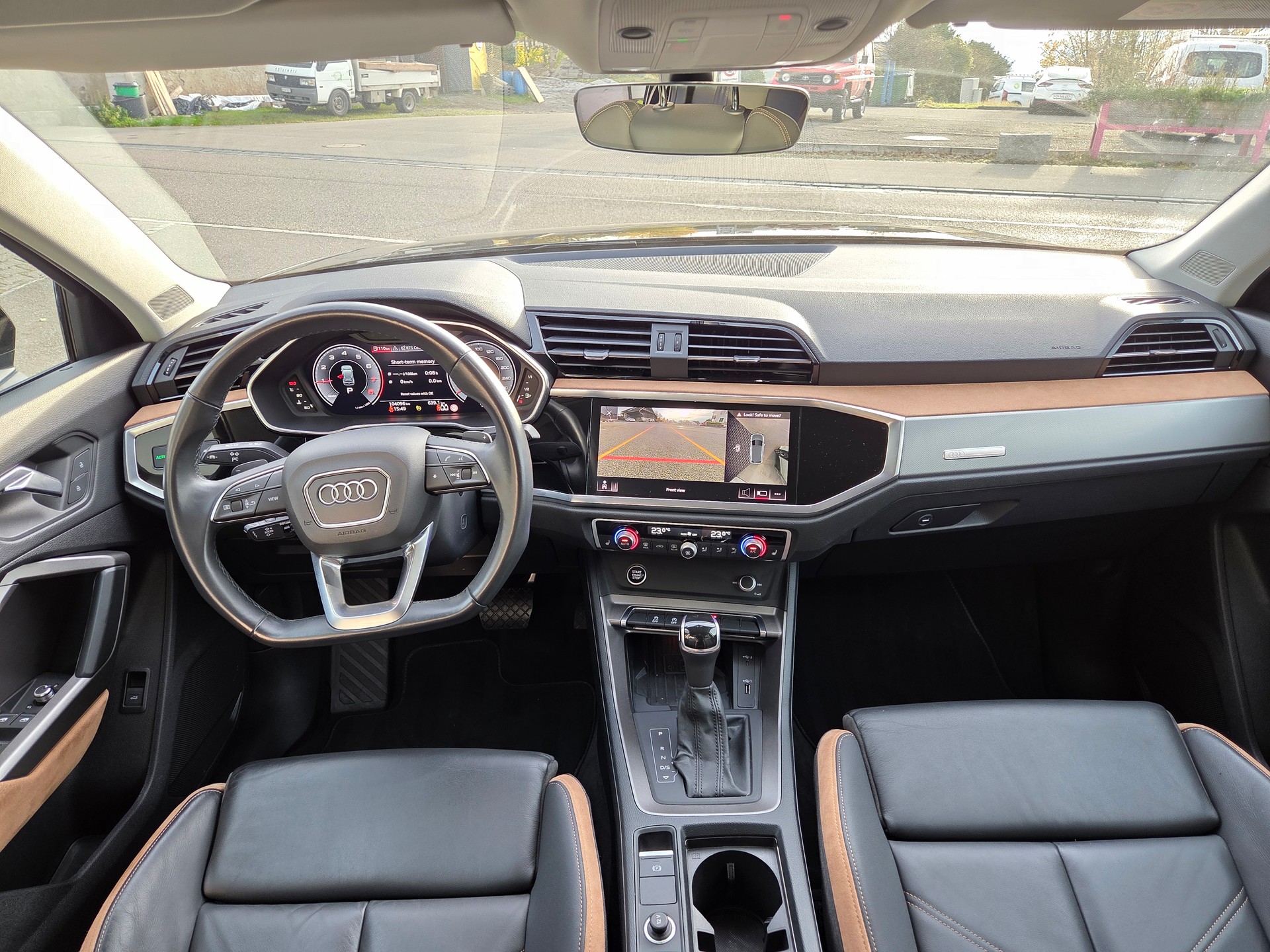 AUDI Q3 35 TFSI S line S-tronic-image-10