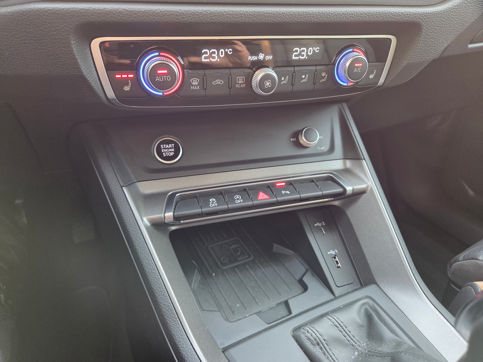AUDI Q3 35 TFSI S line S-tronic-image-18
