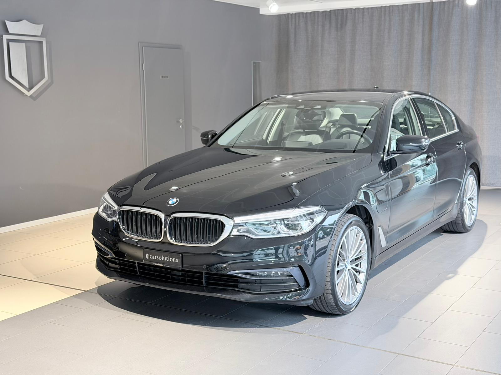 BMW 530e xDrive Sport Line Steptronic