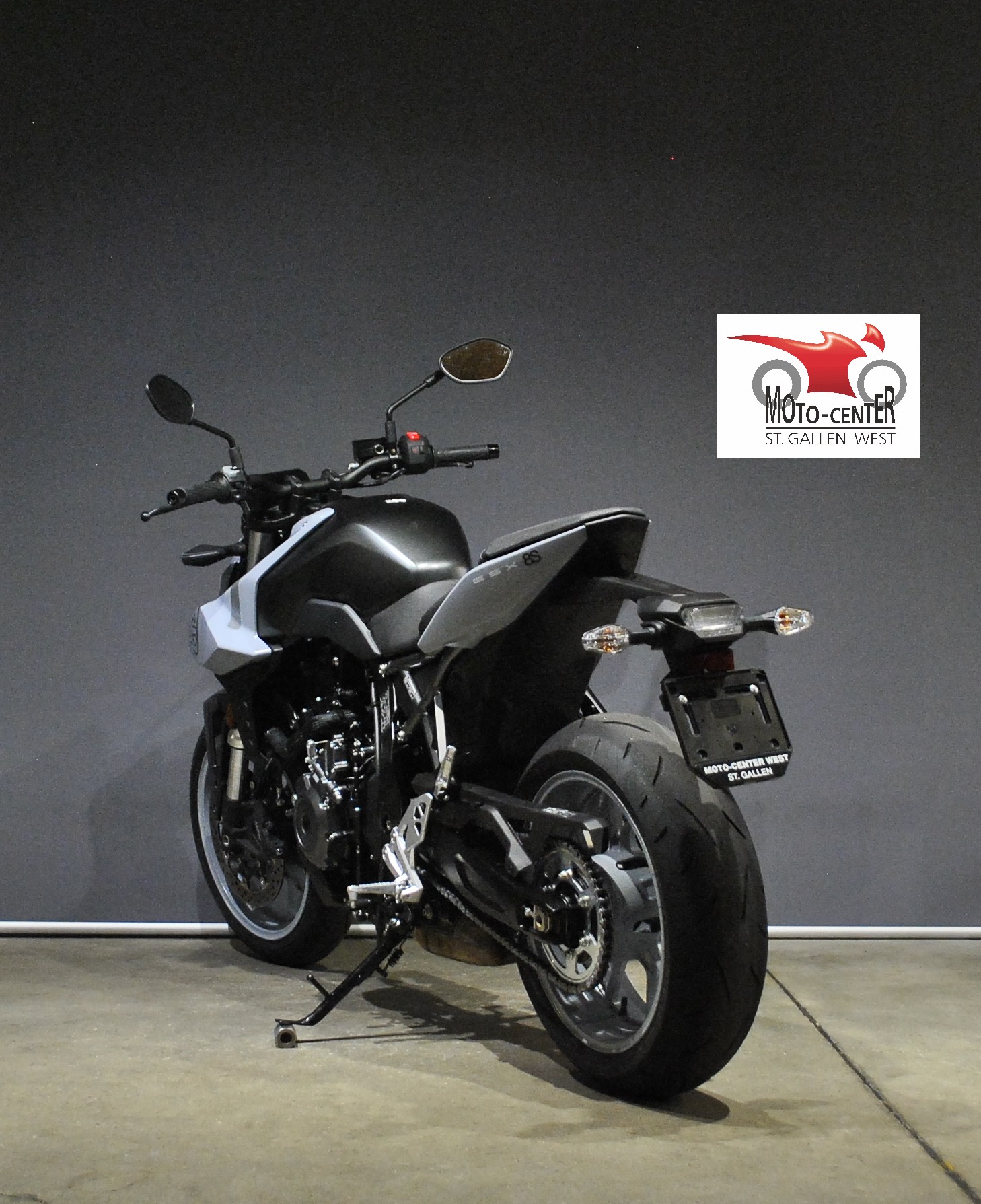 SUZUKI GSX 8 S-showroom-element-3