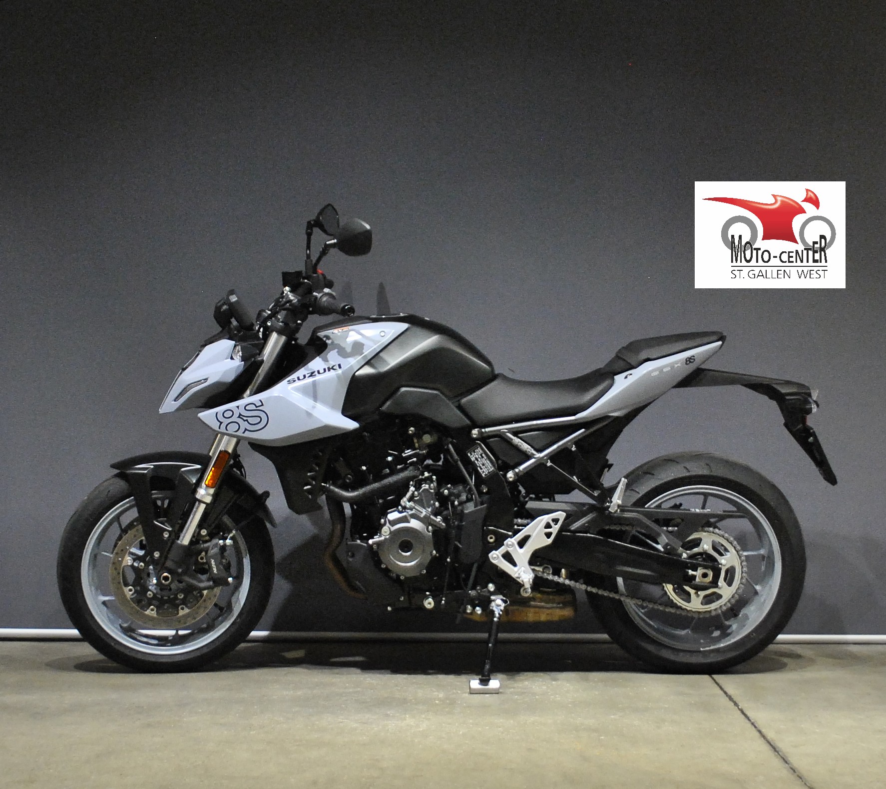 SUZUKI GSX 8 S-showroom-element-2