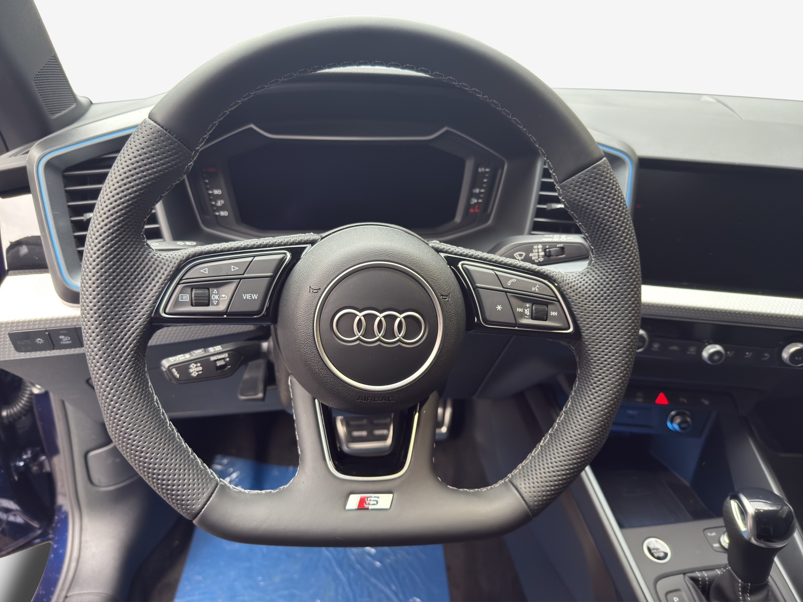 AUDI A1 Sportback 30 TFSI S Line Attraction S-tronic-image-9