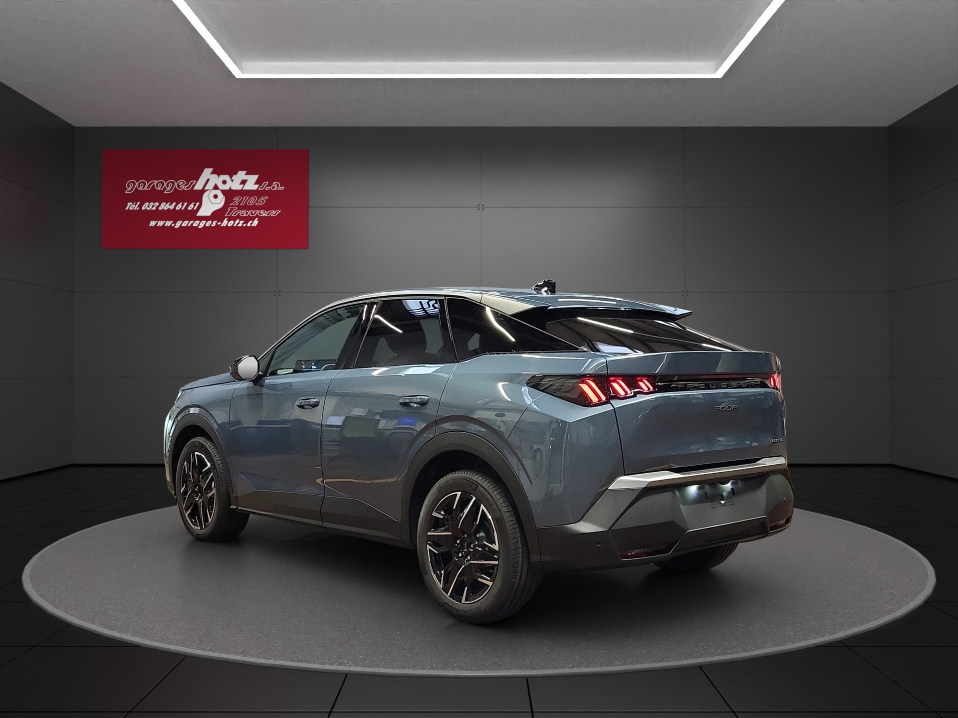 PEUGEOT 3008 1.2 MHEV Allure Premium-image-2
