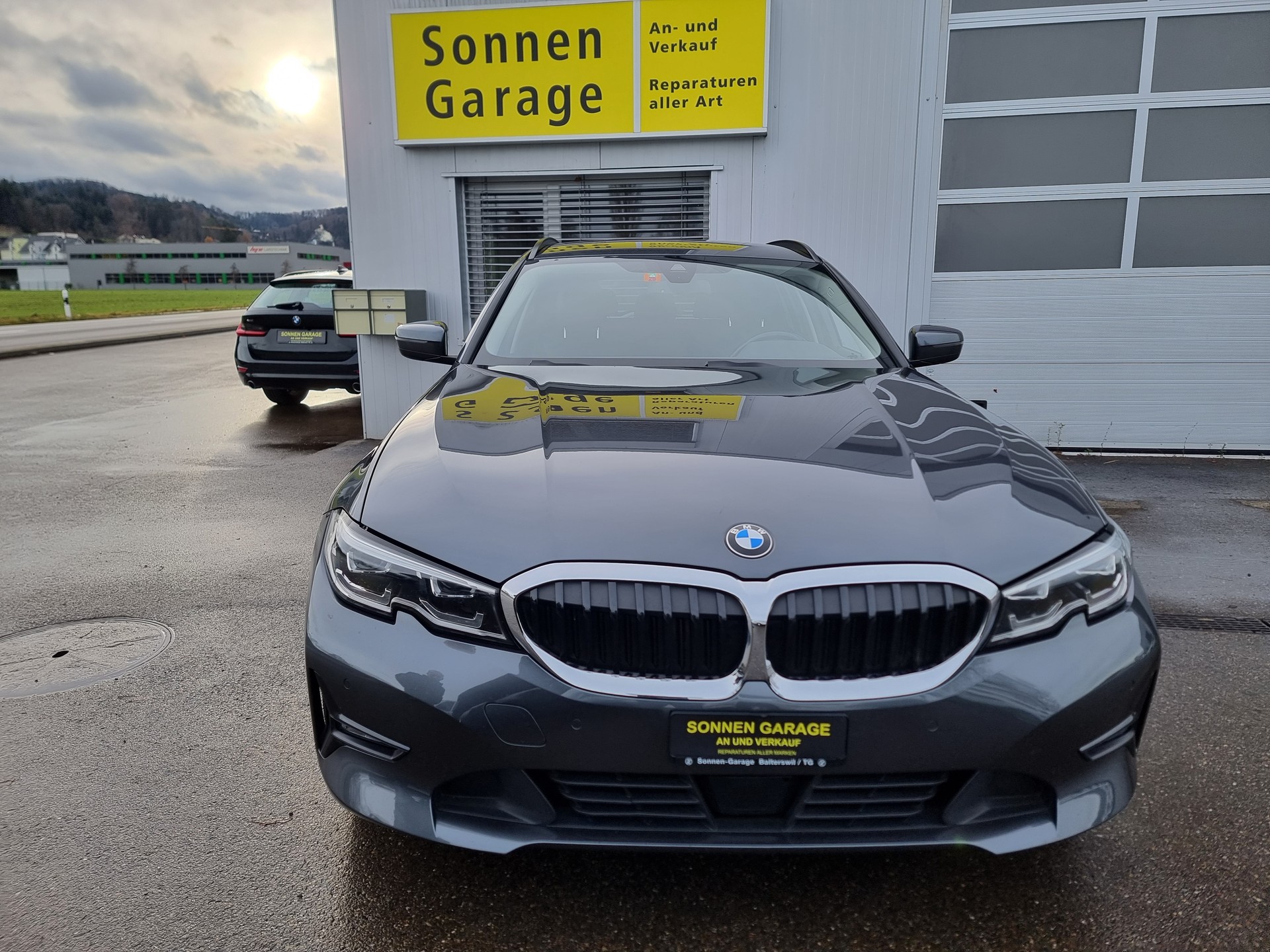 BMW 318d 48V Touring Steptronic-image-1