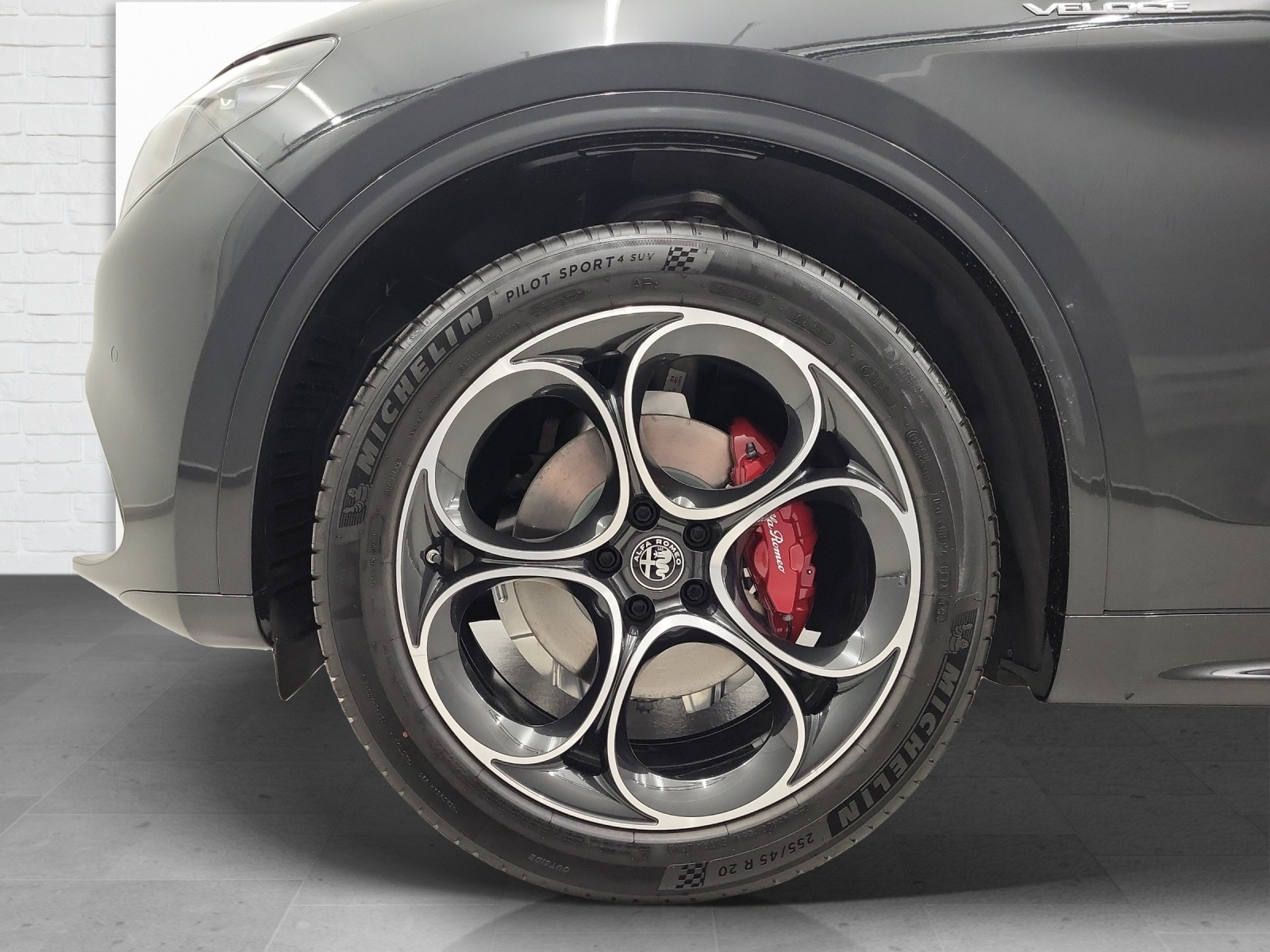 ALFA ROMEO Stelvio 2.0 Q4 280 Veloce Sky-image-5