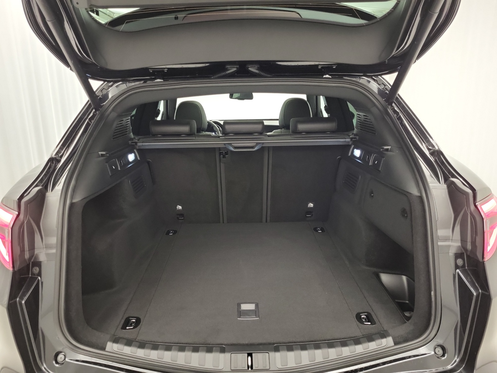 ALFA ROMEO Stelvio 2.0 Q4 280 Veloce Sky-image-11