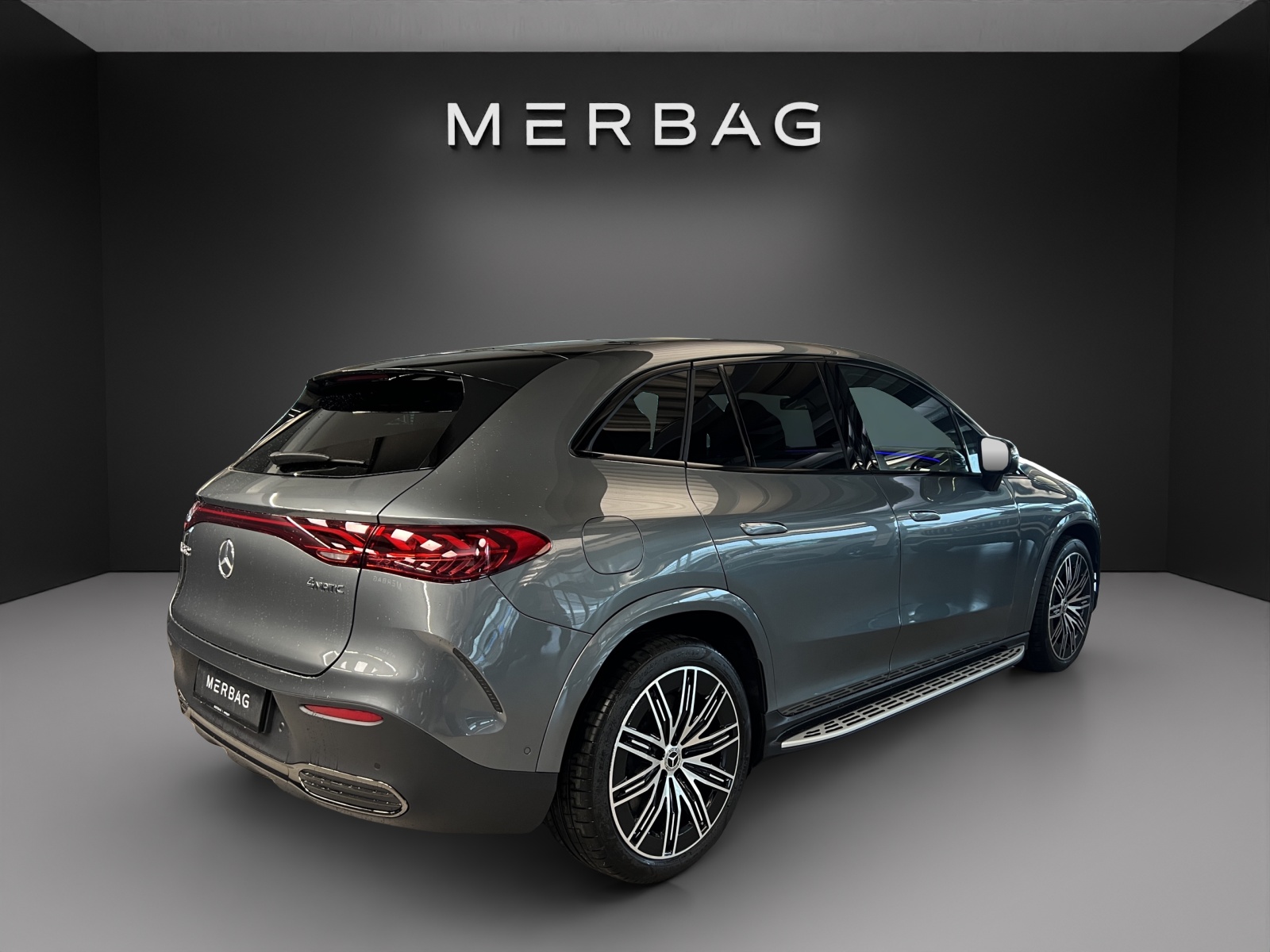 MERCEDES-BENZ EQE SUV 350 4 M Ecellence AMG Line-image-5