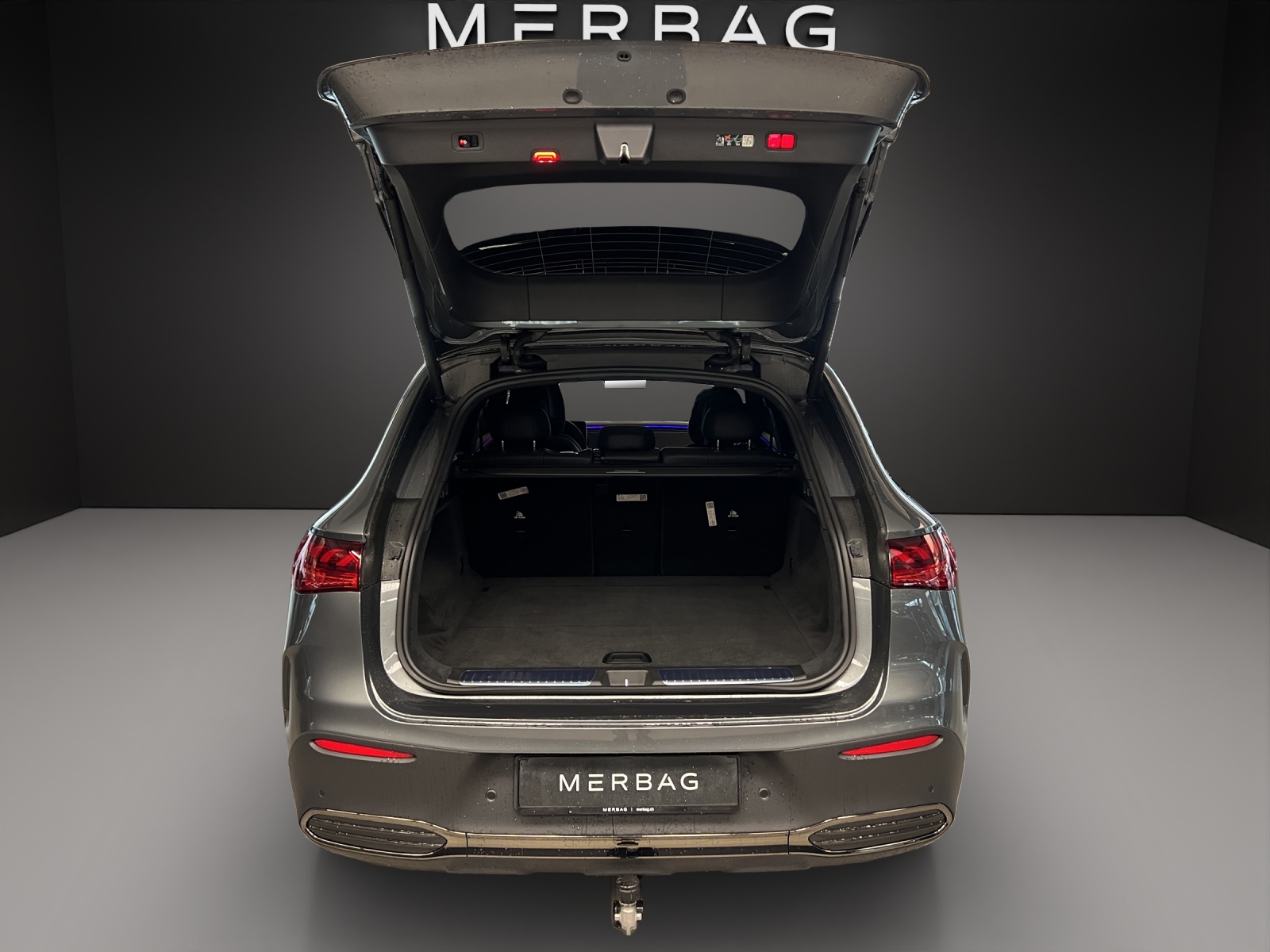 MERCEDES-BENZ EQE SUV 350 4 M Ecellence AMG Line-image-6
