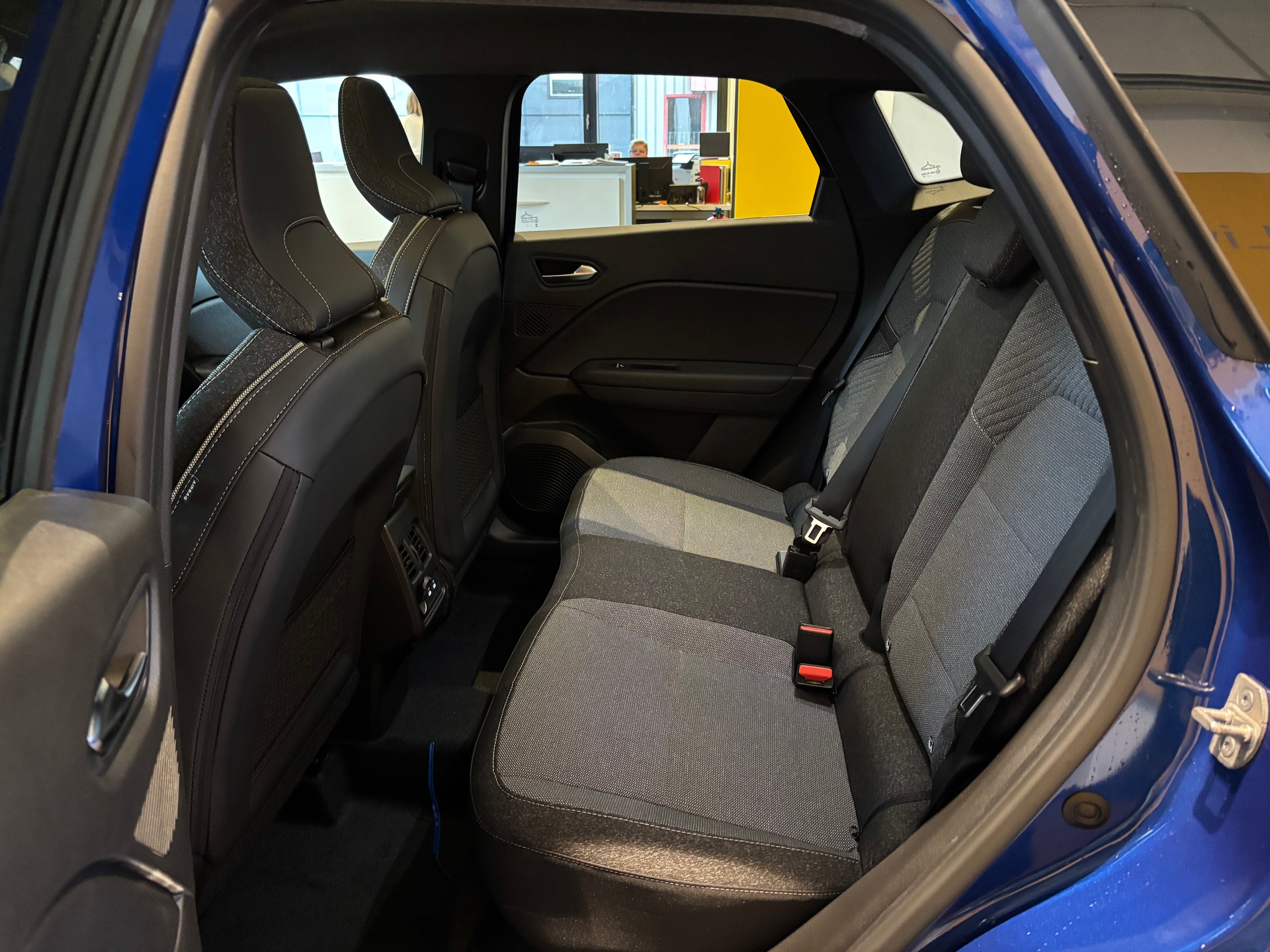 RENAULT Symbioz 1.8 E-Tech Techno-image-9