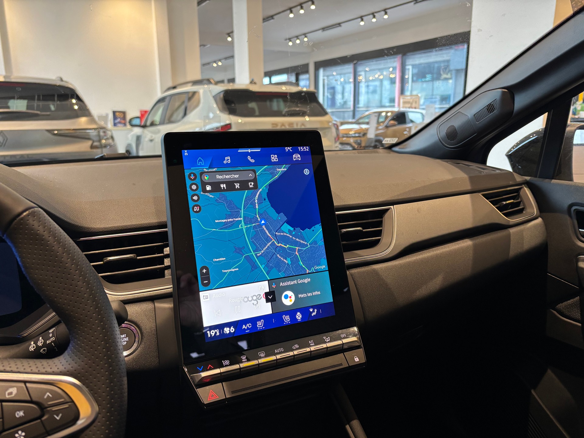 RENAULT Symbioz 1.8 E-Tech Techno-image-12