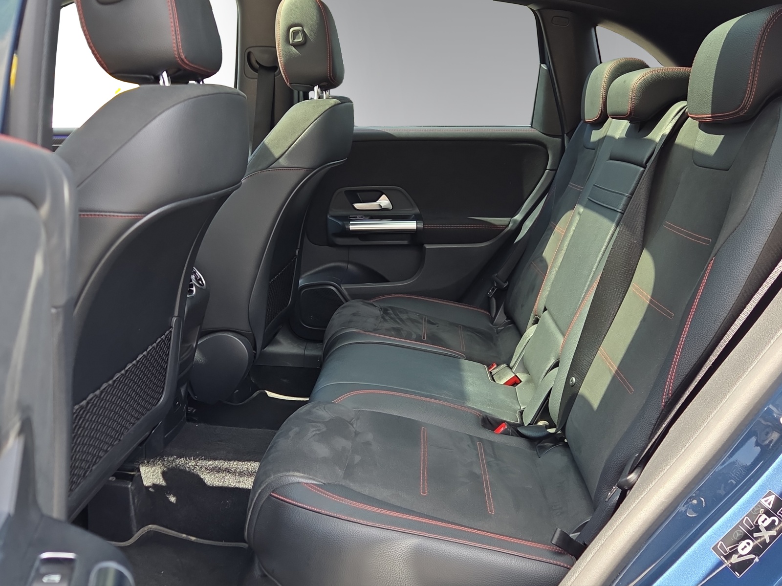 Image MERCEDES-BENZ B-250 B 250 e AMG Line