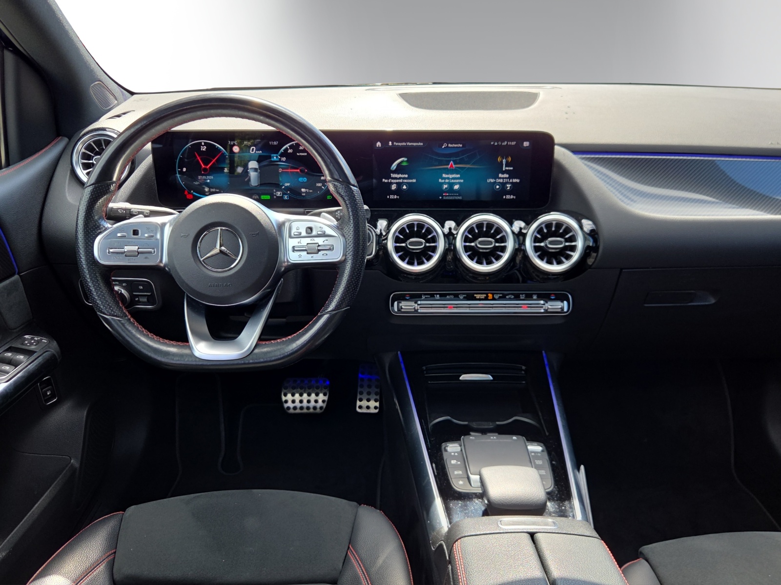 Image MERCEDES-BENZ B-250 B 250 e AMG Line