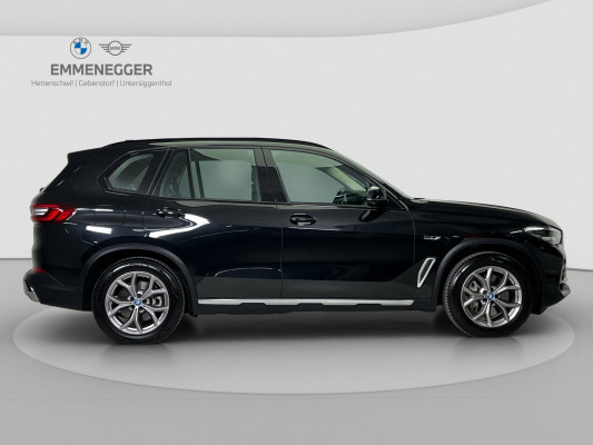BMW X5 xDrive45e xLine-image-4