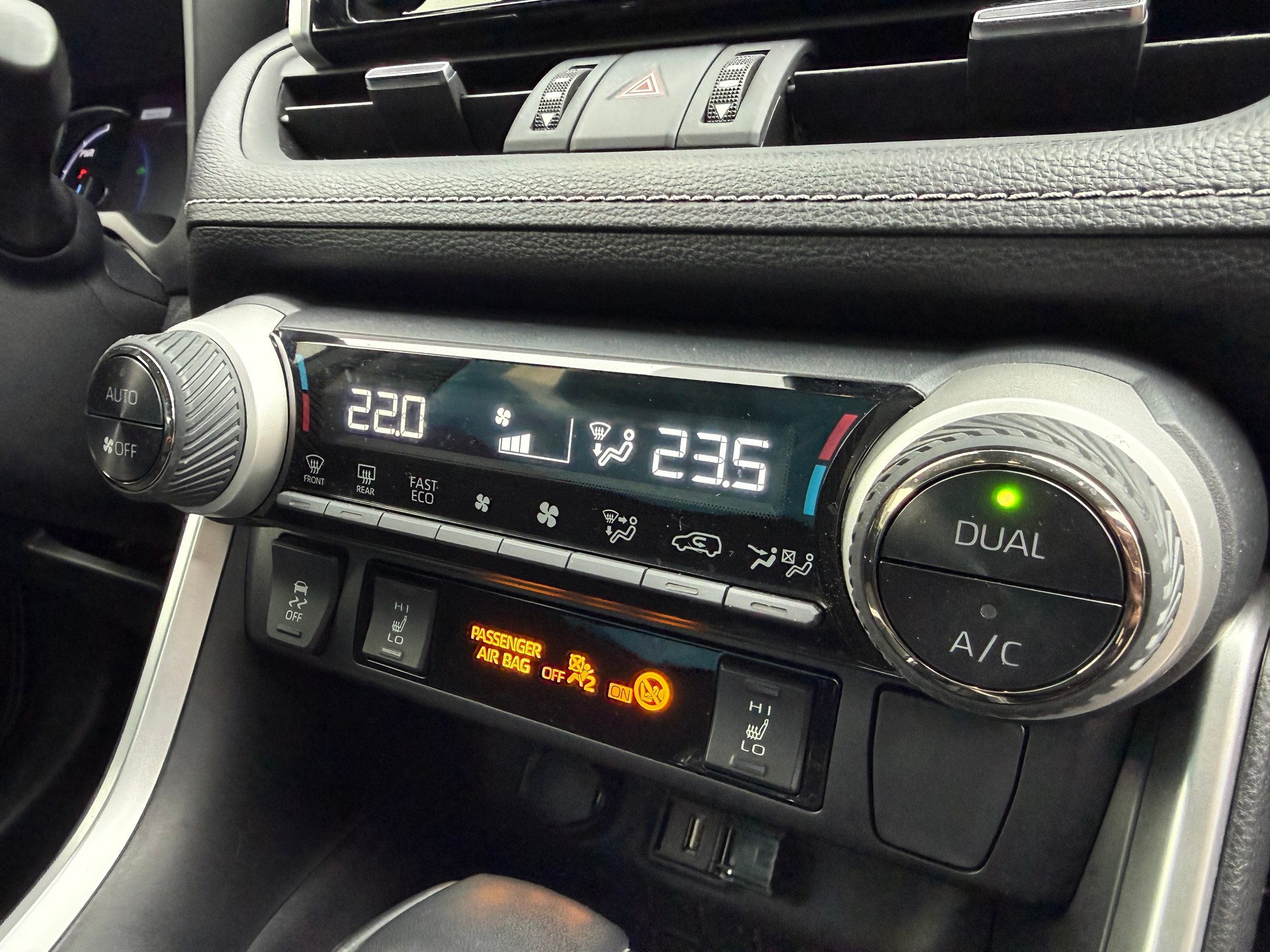 TOYOTA RAV-4 2.5 HSD Comfort e-CVT 4WD-image-6