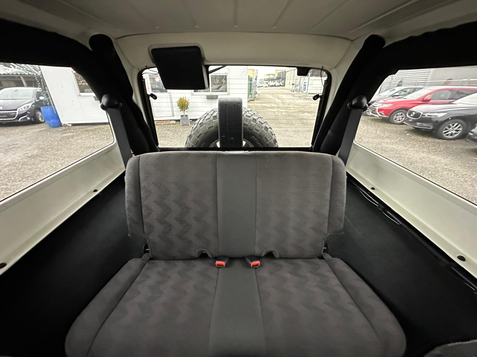 JEEP Wrangler Rubicon-image-9
