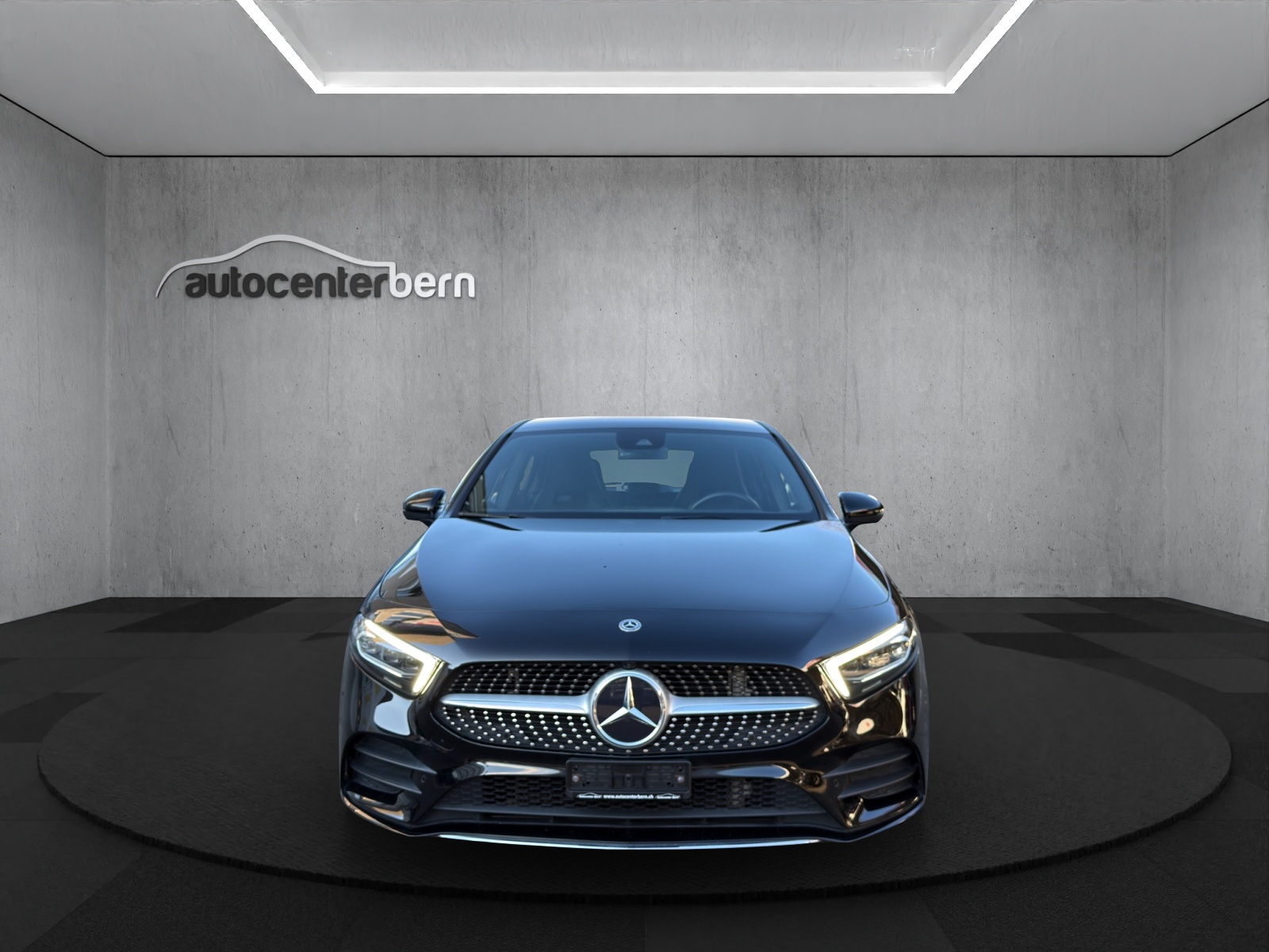 MERCEDES-BENZ A 220 AMG Line 7G-DCT 4Matic-image-1