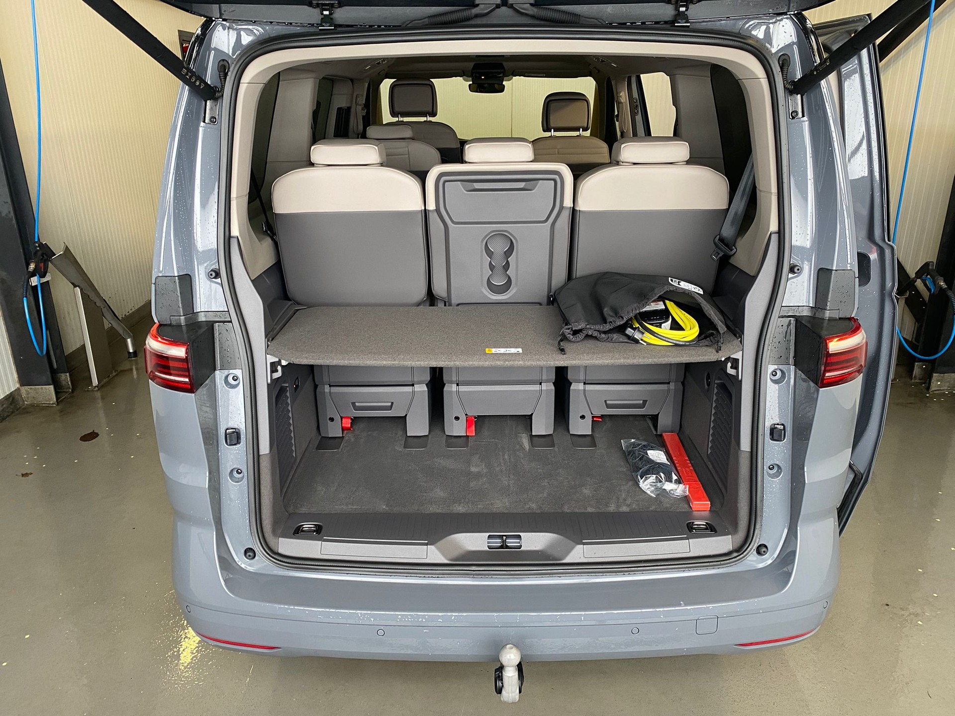 VW Multivan 1.5 eHybrid Life Lang DSG-image-21