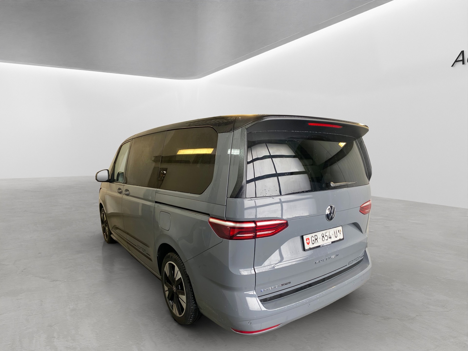 VW Multivan 1.5 eHybrid Life Lang DSG-image-4
