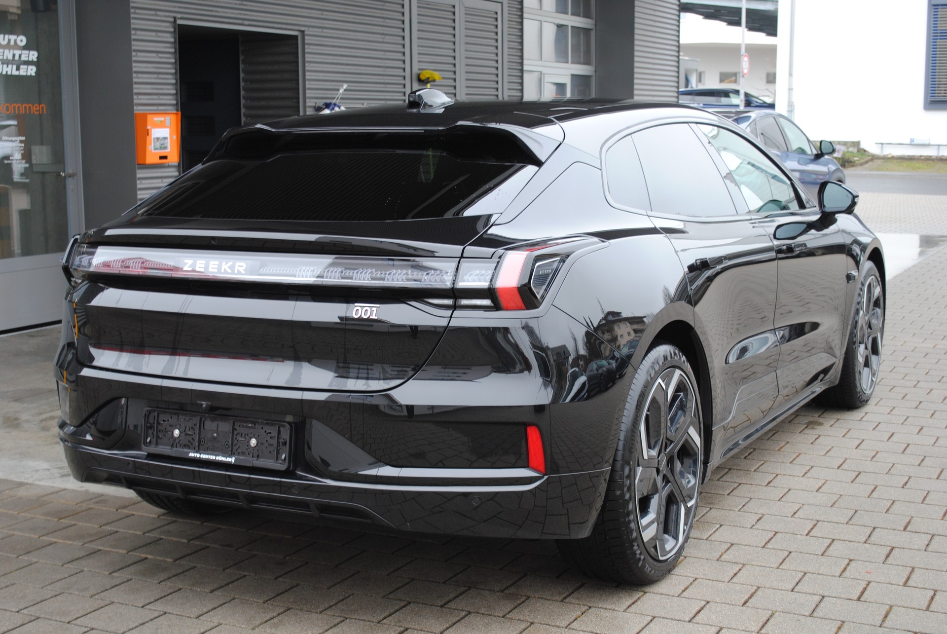 ZEEKR 001 96kWh Performace AWD-image-6
