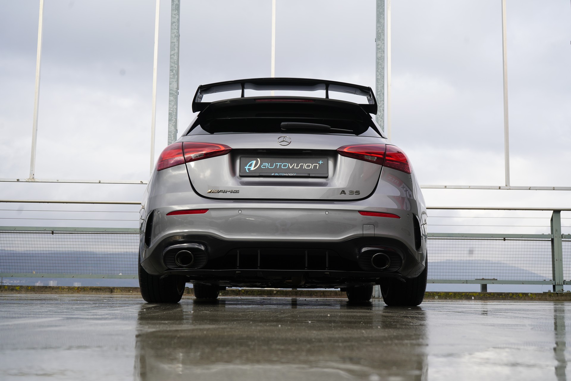 MERCEDES-BENZ AMG 35 4MATIC BLACK ll AERODYNAMIK 8G-DCT l 306 PS-image-17