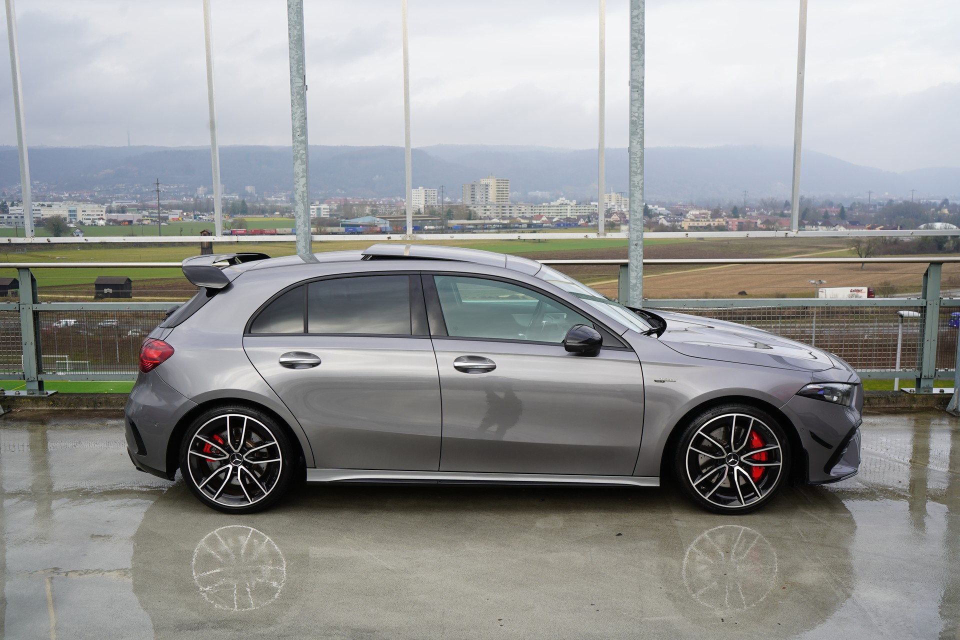 MERCEDES-BENZ AMG 35 4MATIC BLACK ll AERODYNAMIK 8G-DCT l 306 PS-image-4
