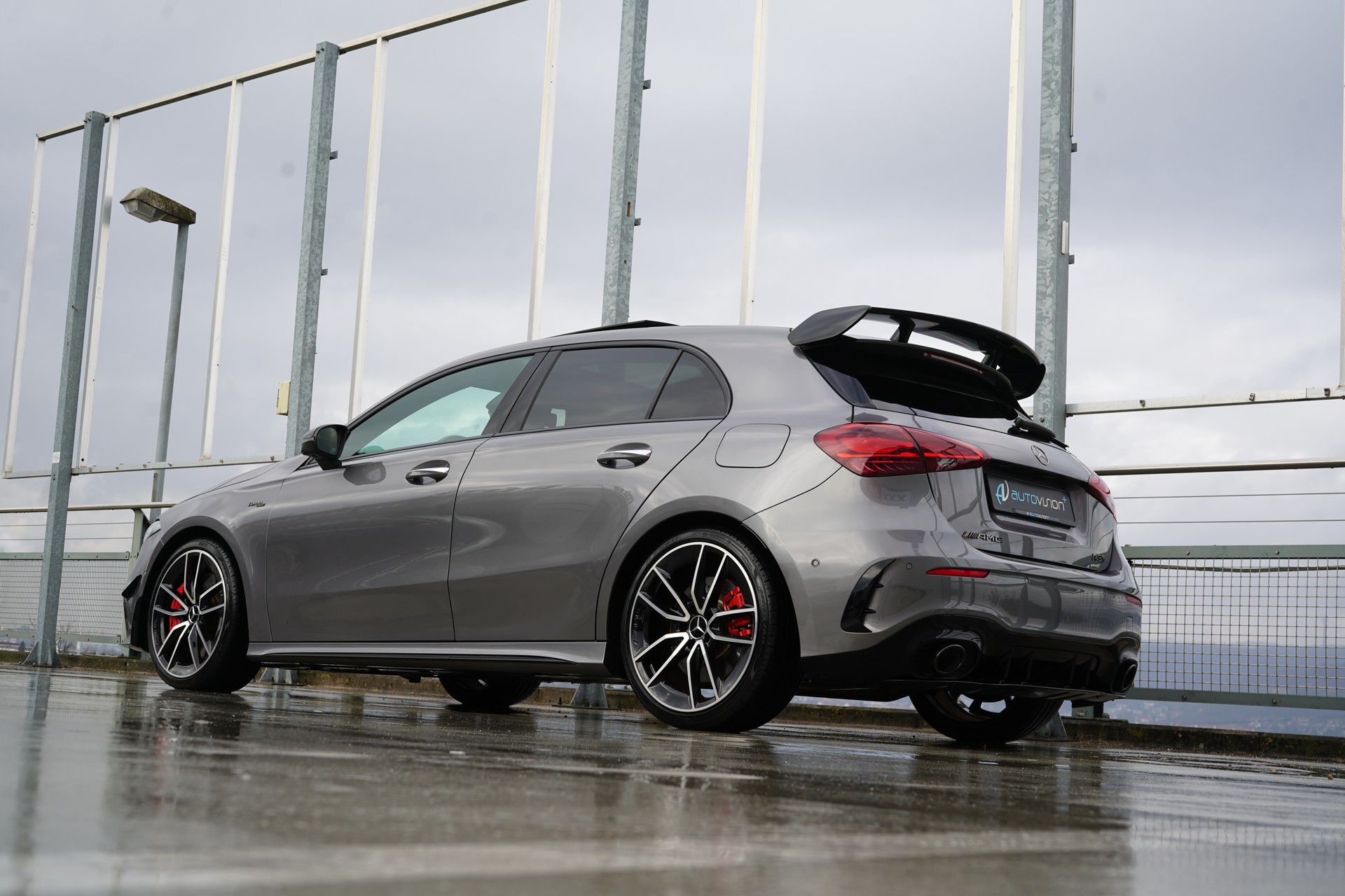 MERCEDES-BENZ AMG 35 4MATIC BLACK ll AERODYNAMIK 8G-DCT l 306 PS-image-12