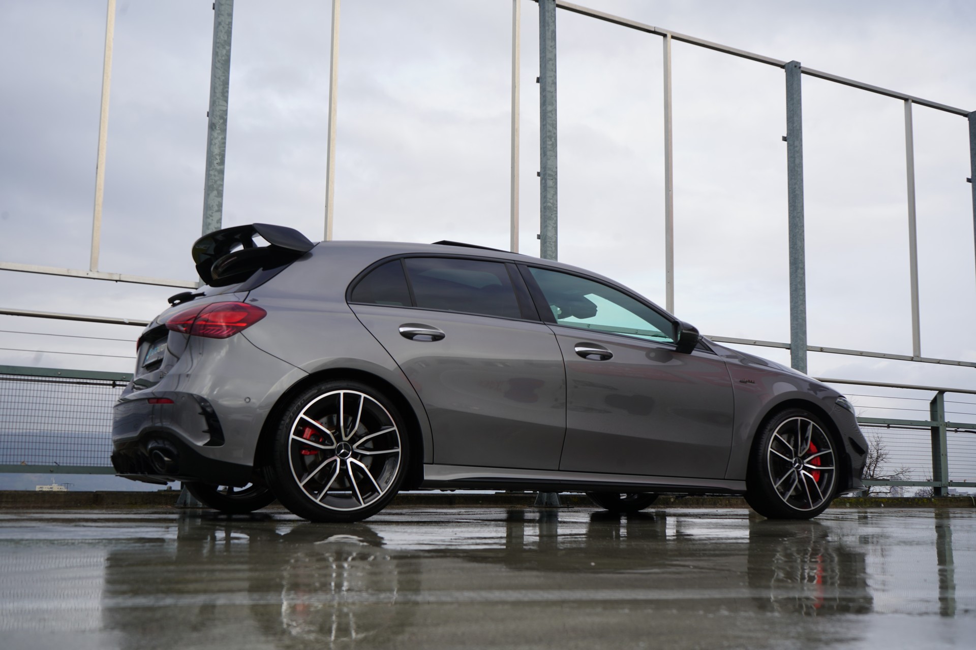 MERCEDES-BENZ AMG 35 4MATIC BLACK ll AERODYNAMIK 8G-DCT l 306 PS-image-7