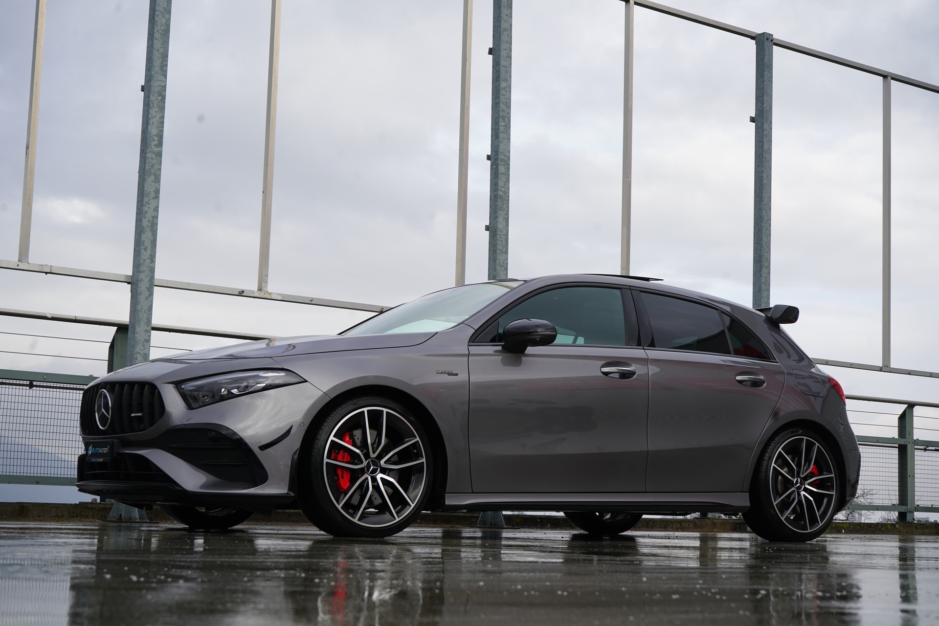MERCEDES-BENZ AMG 35 4MATIC BLACK ll AERODYNAMIK 8G-DCT l 306 PS-image-11