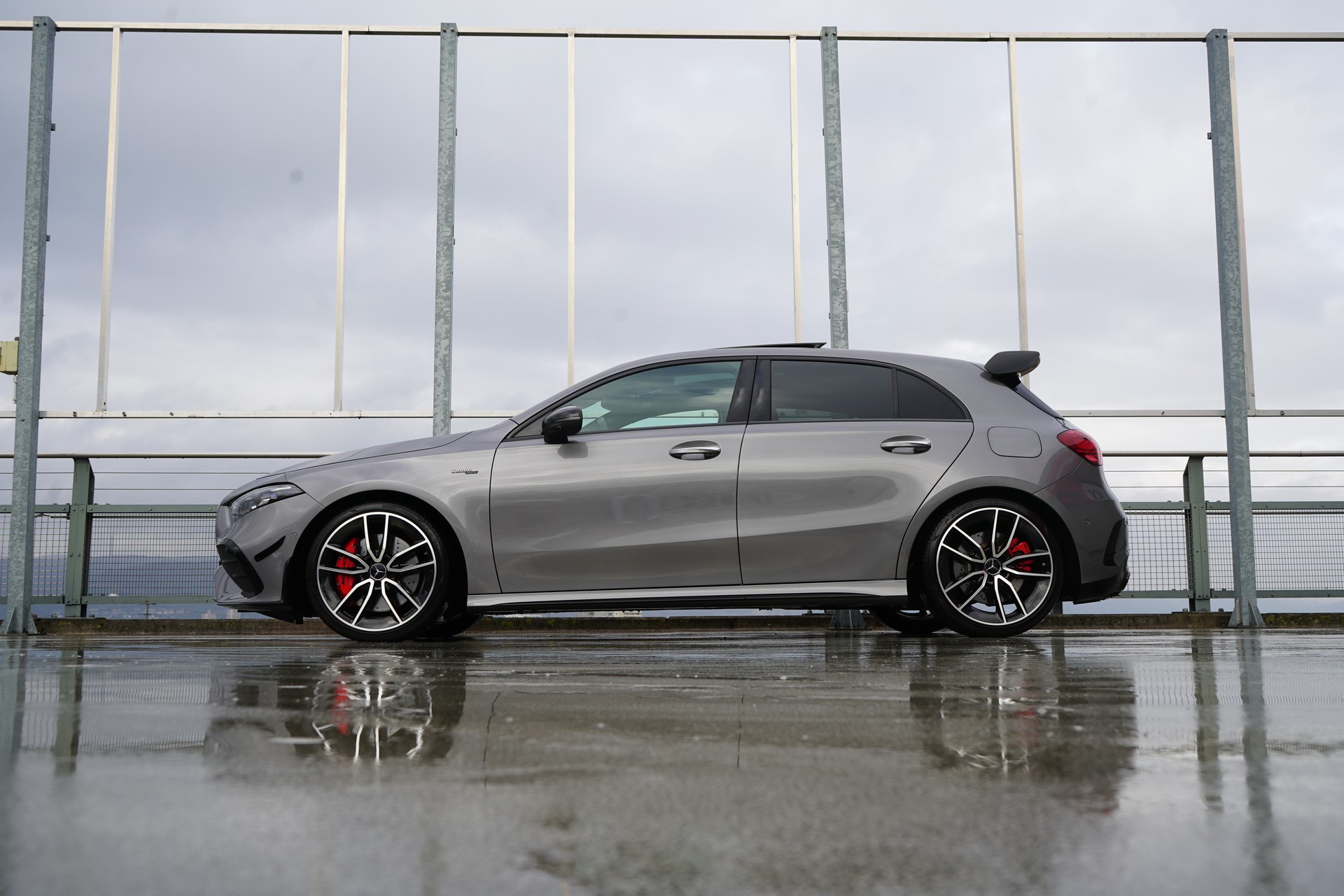 MERCEDES-BENZ AMG 35 4MATIC BLACK ll AERODYNAMIK 8G-DCT l 306 PS-image-1