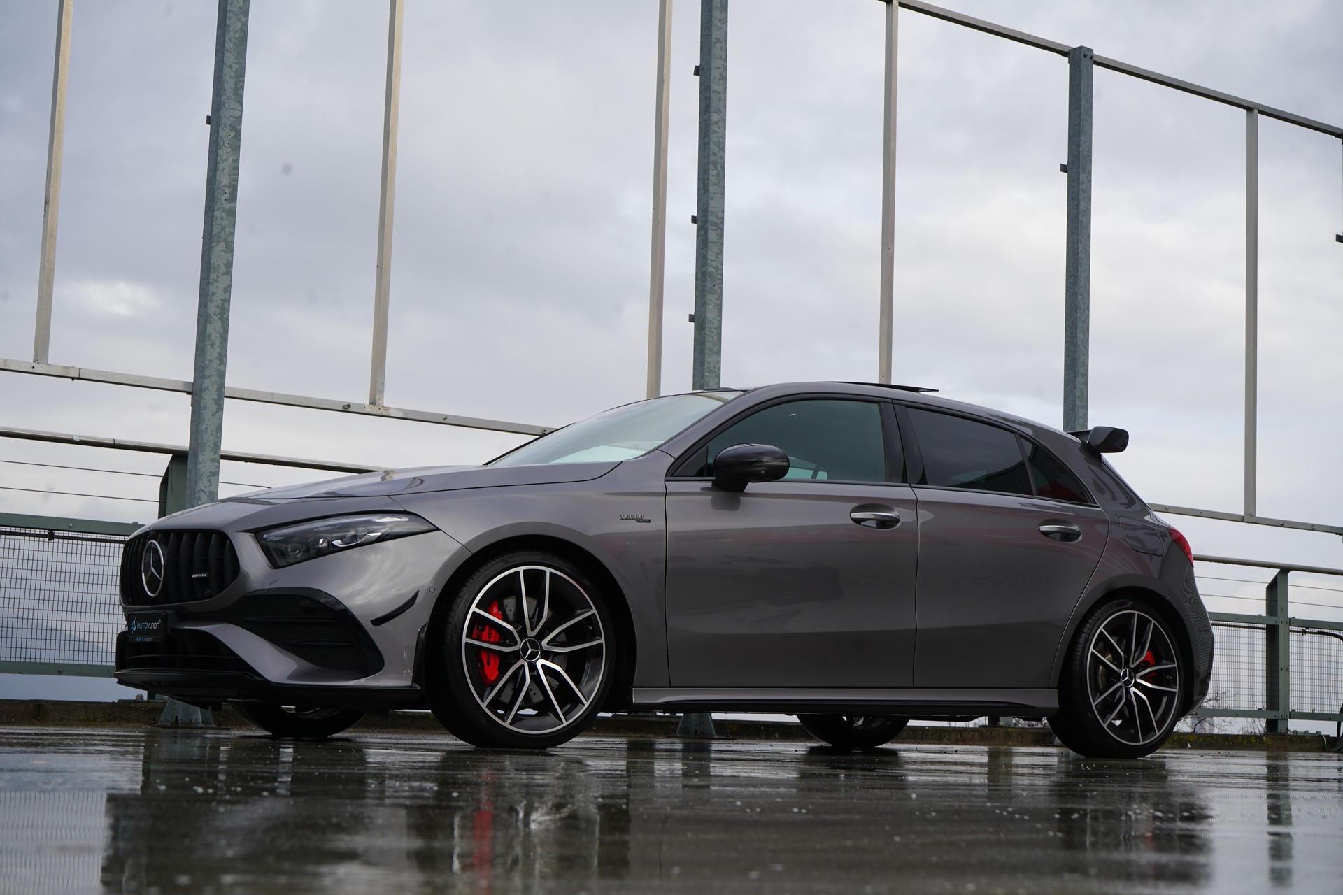 MERCEDES-BENZ AMG 35 4MATIC BLACK ll AERODYNAMIK 8G-DCT l 306 PS-image-13
