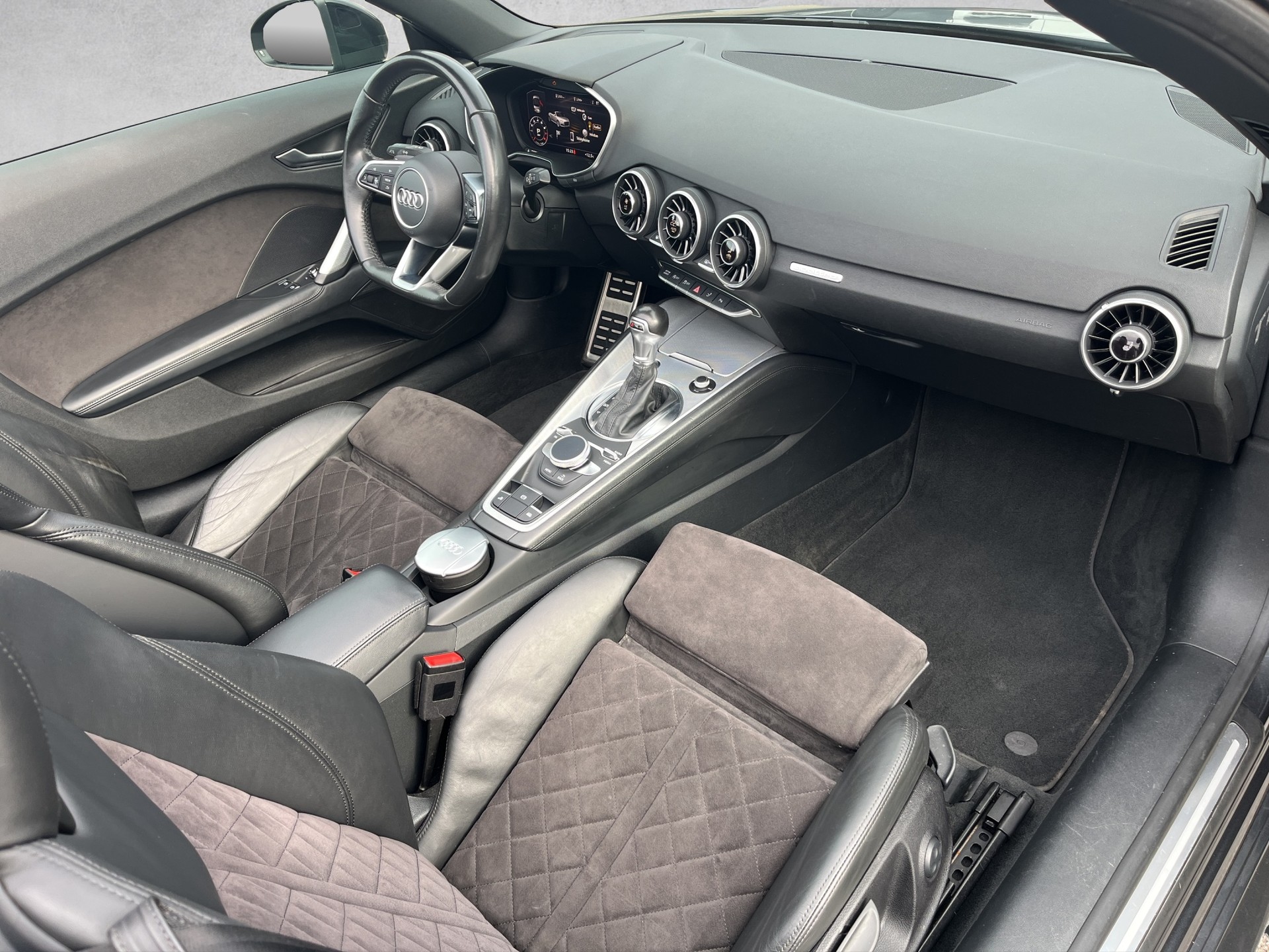 AUDI TT Roadster 2.0 TFSI quattro S-tronic-image-11
