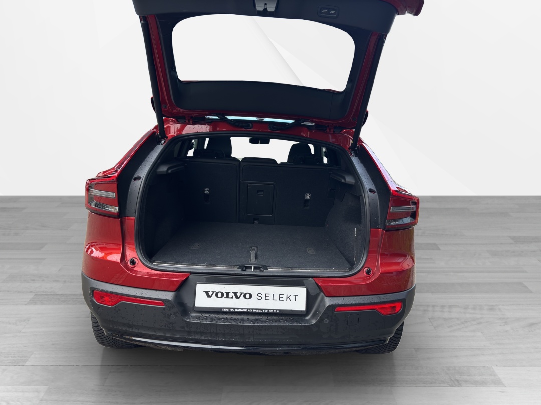 VOLVO C40 Recharge P8 Twin AWD Pure Electric Ultimate-image-12
