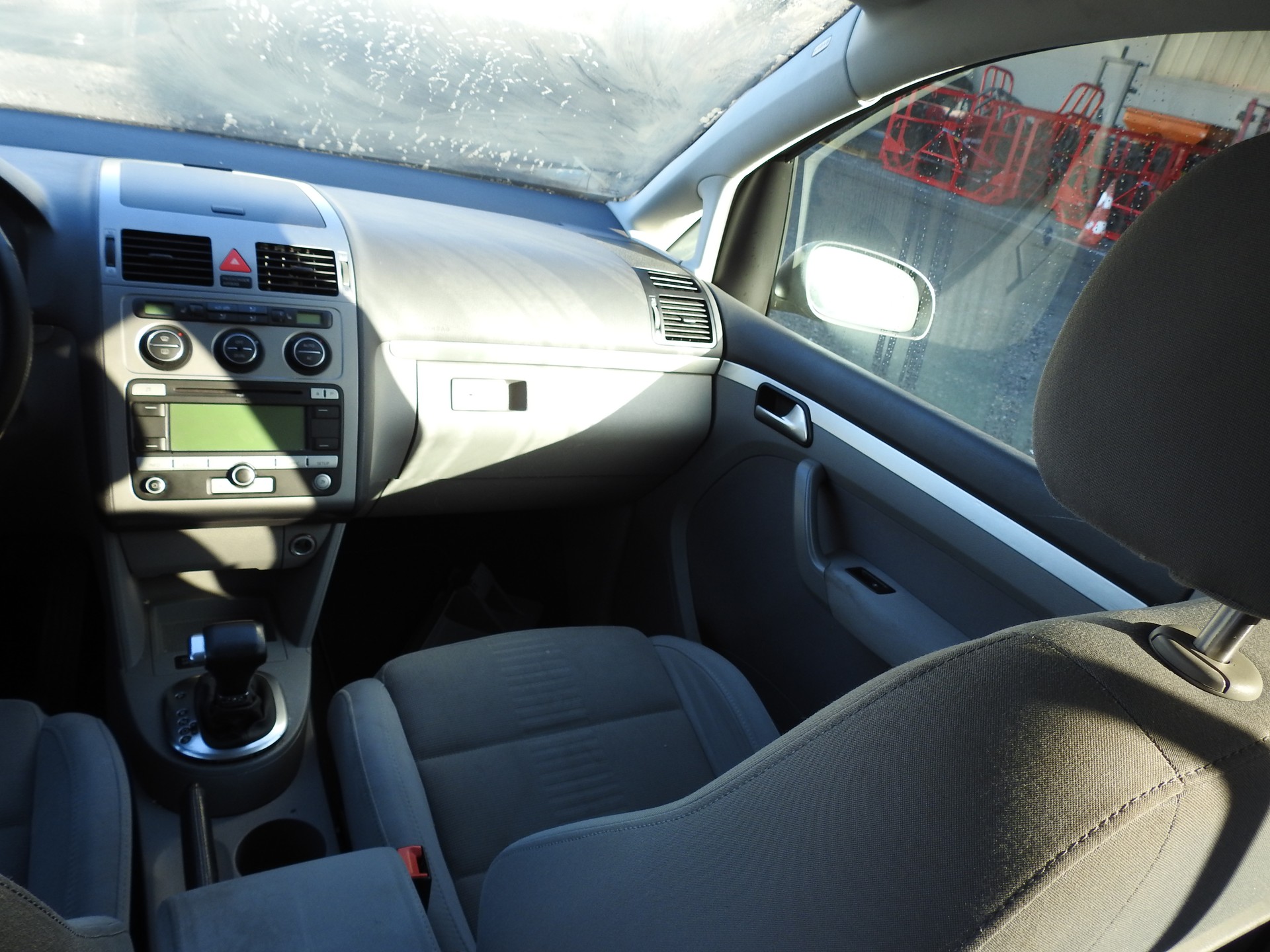 VW Touran 1.4 TSI Conceptline-image-15